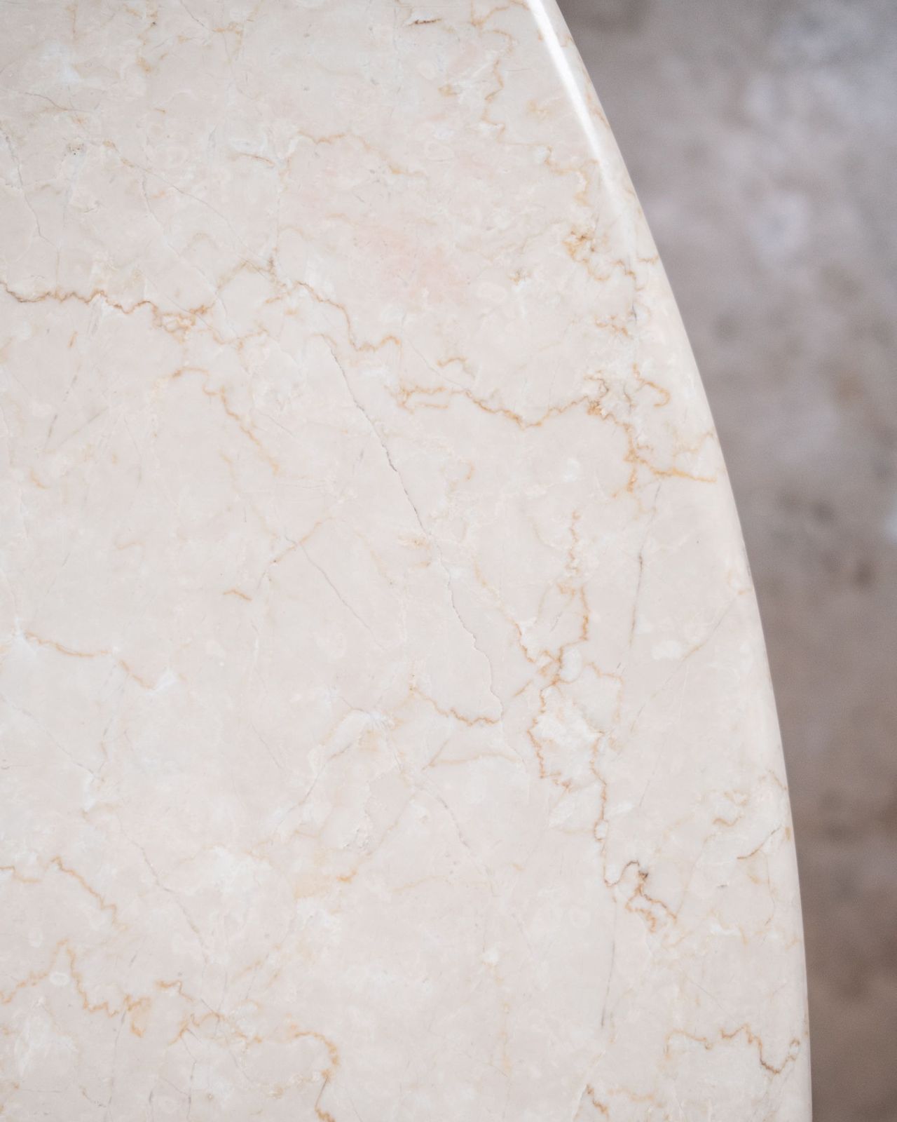 photo vinterior Super Malta Marble Dining Table, By Roche Bobois, Made In France, 1980s