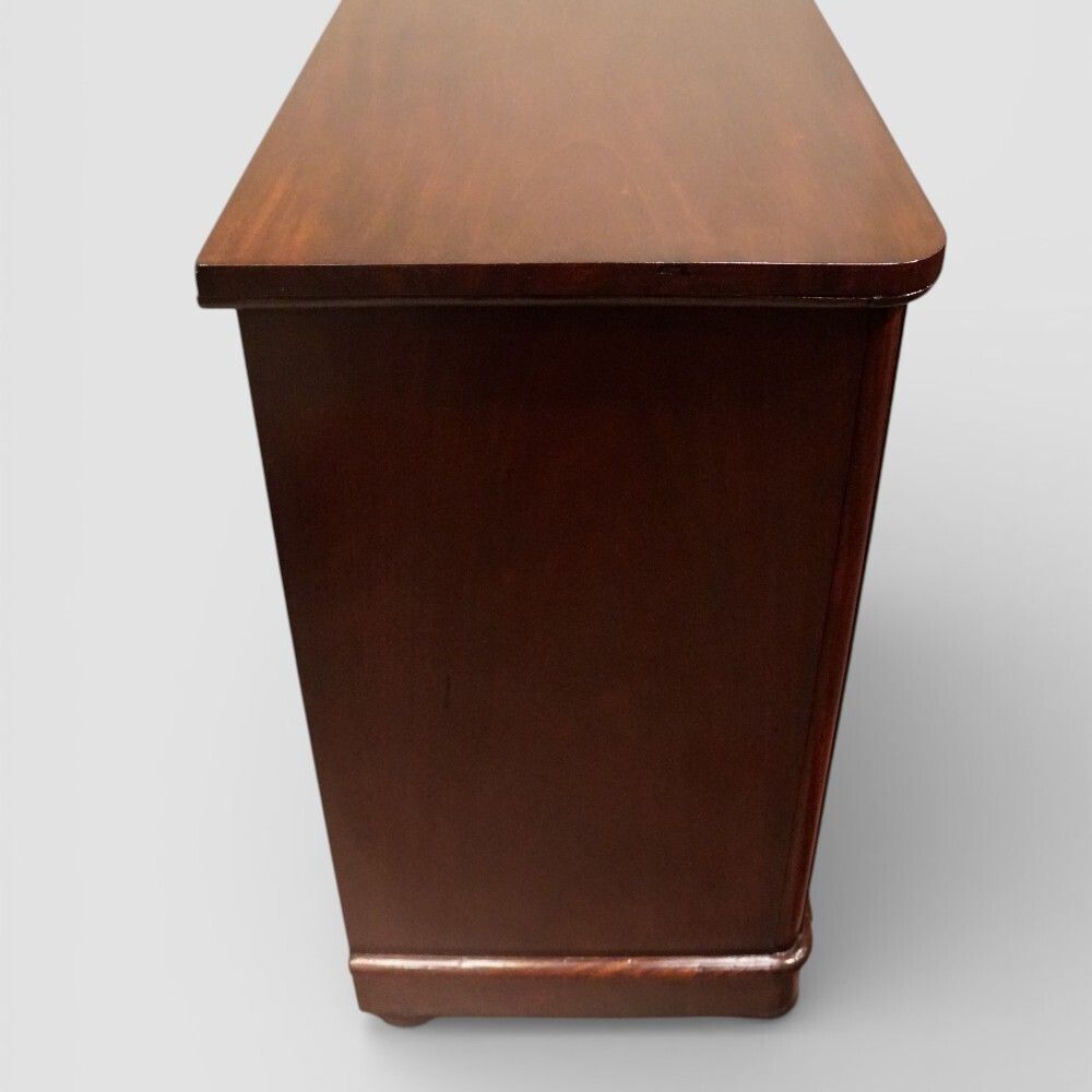 Small Victorian Mahogany Chest Of Drawers photo vinterior