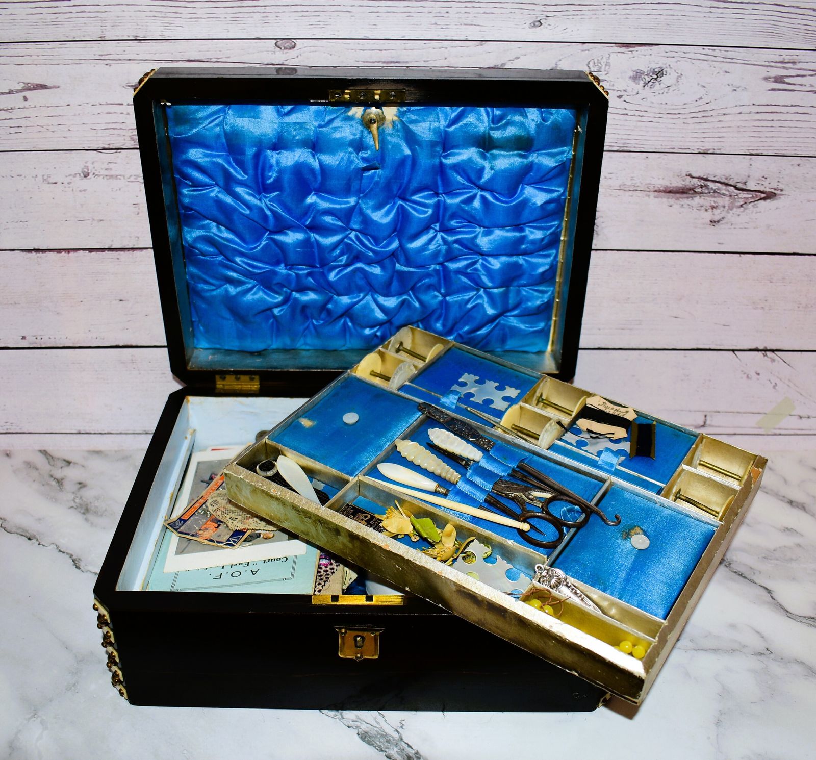 Victorian Lady's Sewing Workbox Full Of Original Contents Including Rare Set Of Mother Of Pearl Spools photo buy