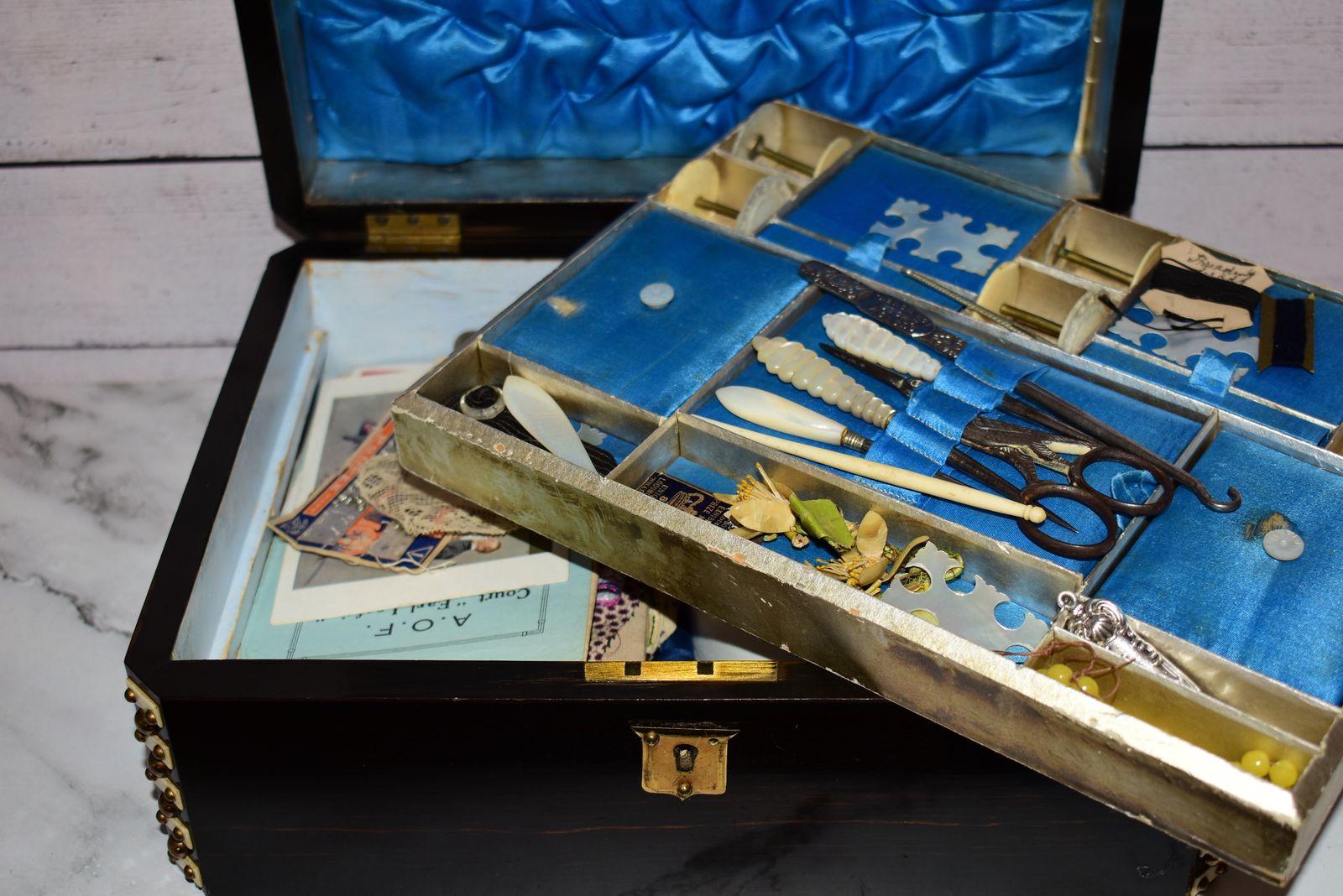 Victorian Lady's Sewing Workbox Full Of Original Contents Including Rare Set Of Mother Of Pearl Spools photo vintage
