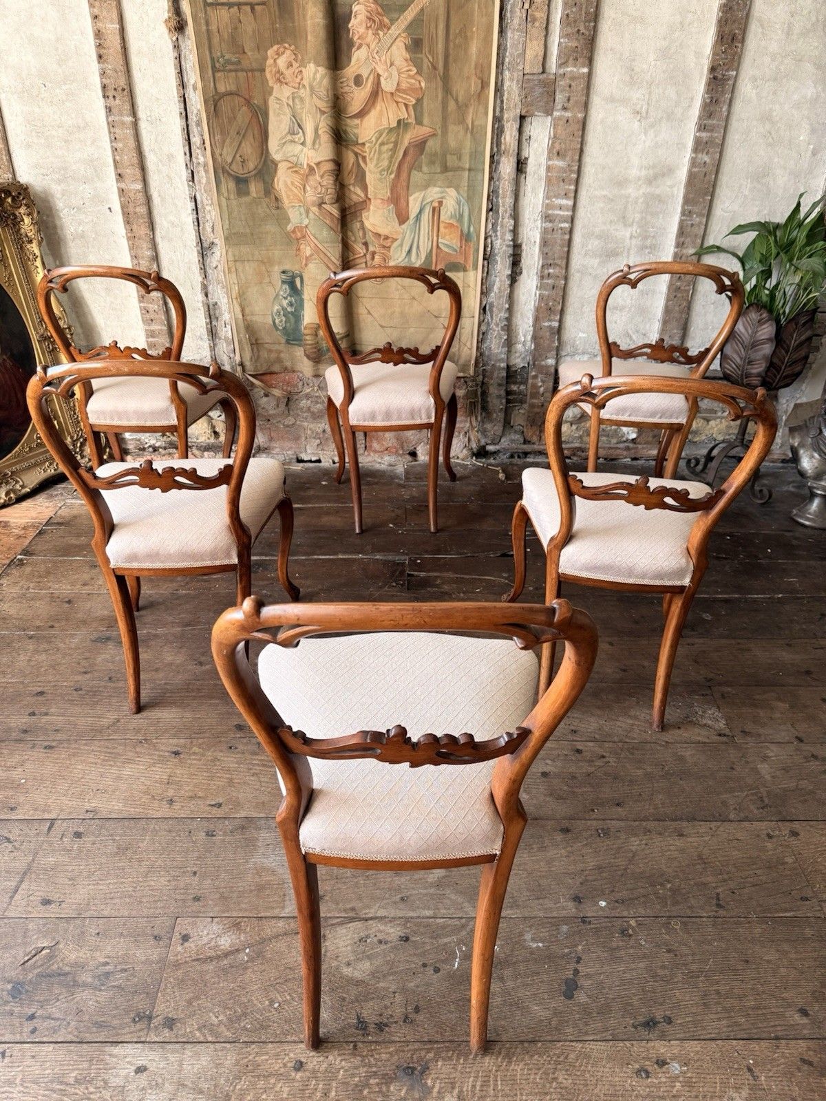 photo vintage Set 6 Antique Carved  Walnut & Biscuit Linen Louis XV French Chairs 1870 Circa