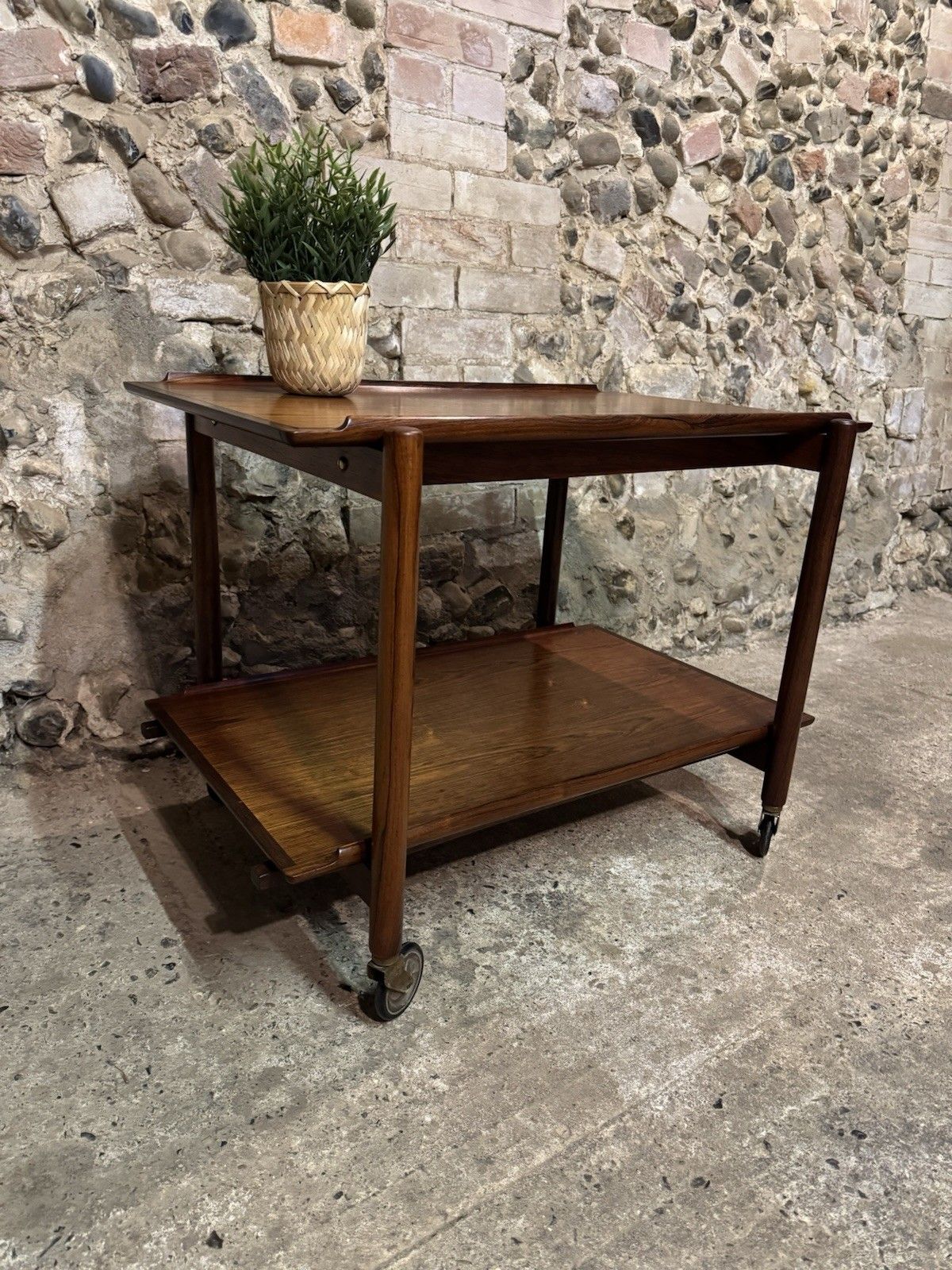🚛 Vintage Mid Century Danish Rosewood Drinks / Cocktail Cart / Tea Trolly photo 395.0