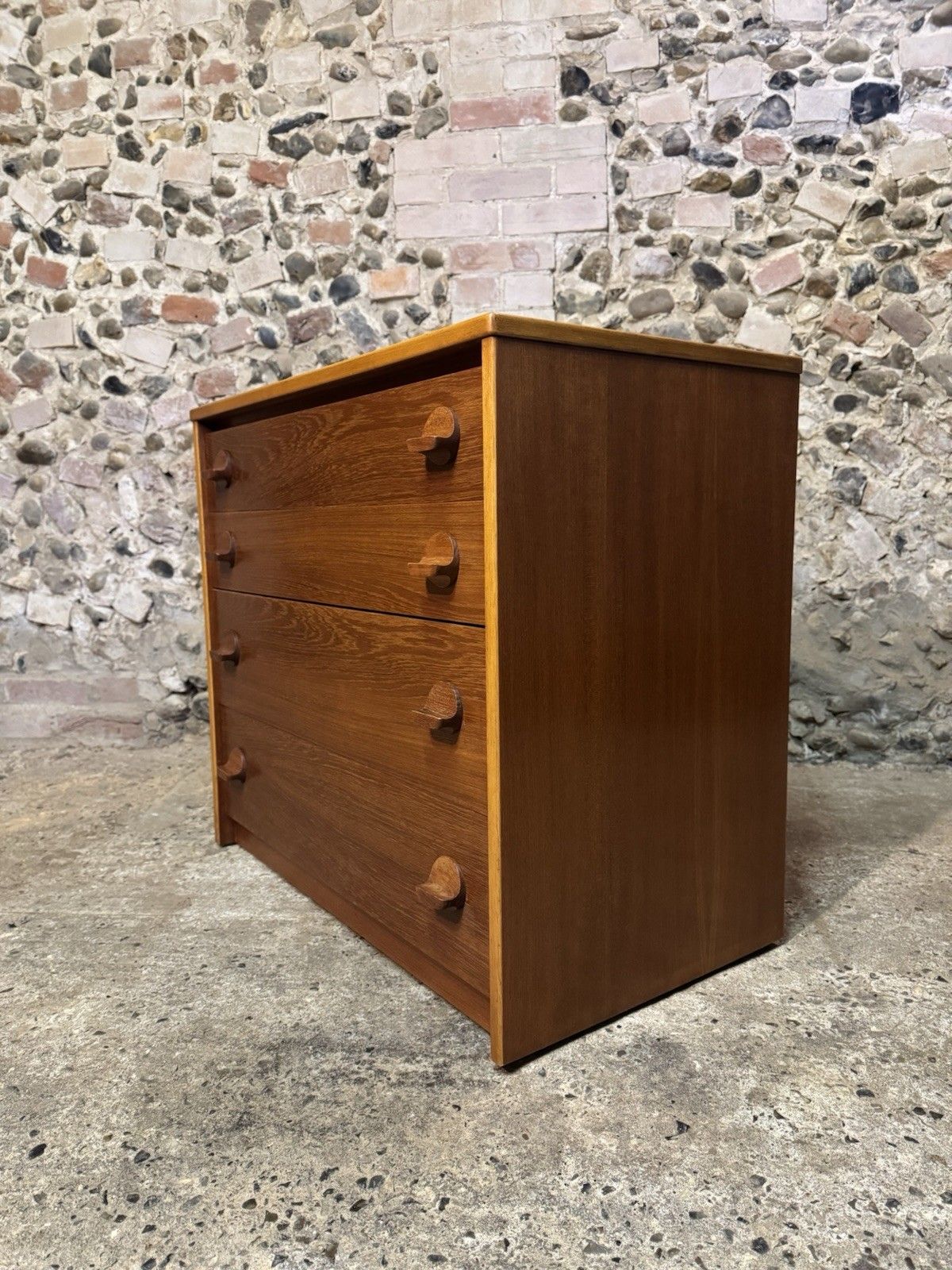 photo vintage 🚛 Vintage Mid Century Teak Chest Of Drawers Danish Scandinavian Design / Stag