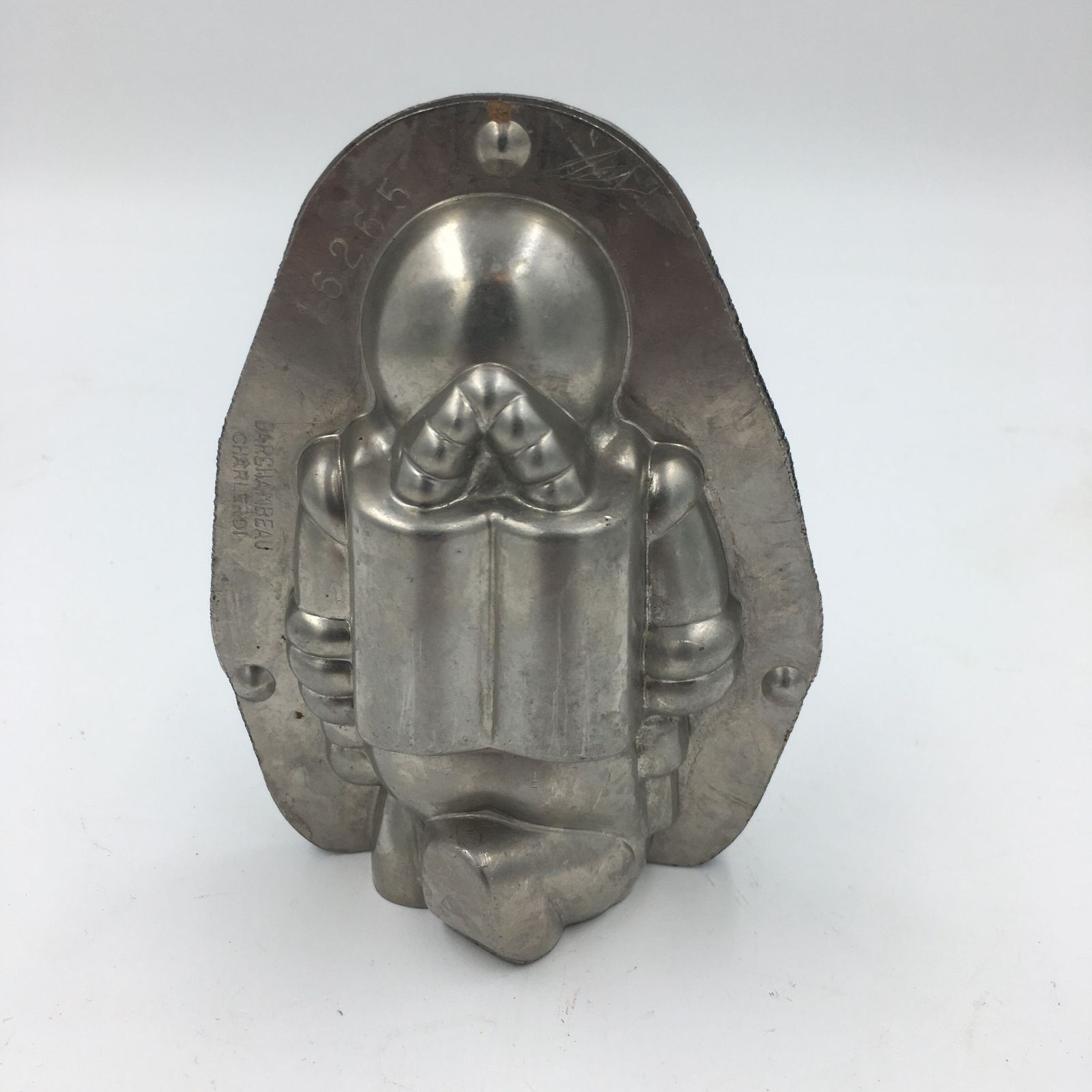 Astronaut Shaped Chocolate Mold photo furniture