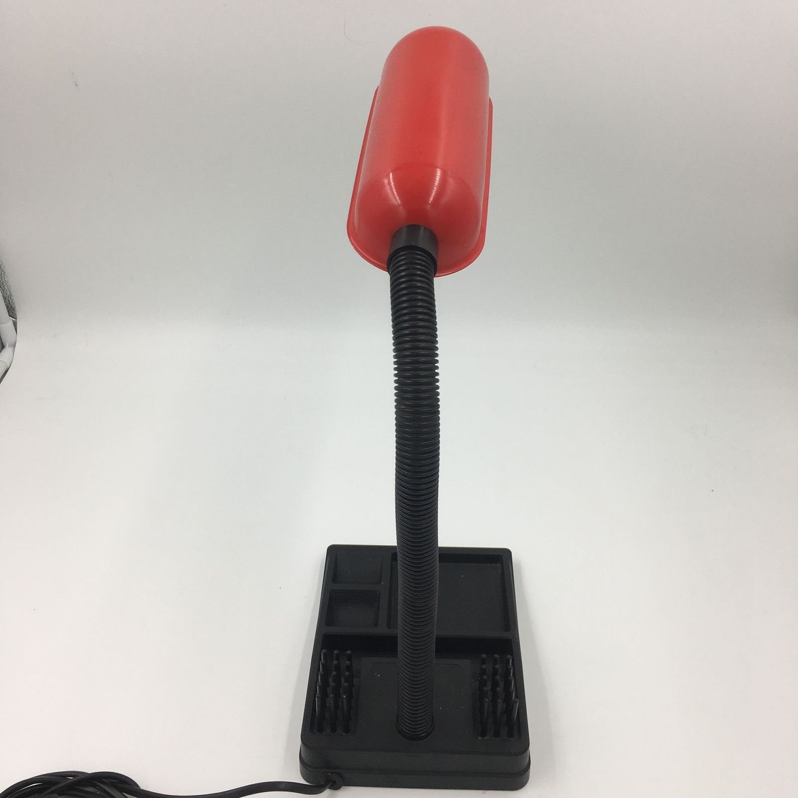 112.0 Duo Of Red And Black Flexible Desk Lamps With Pencil Holder photo