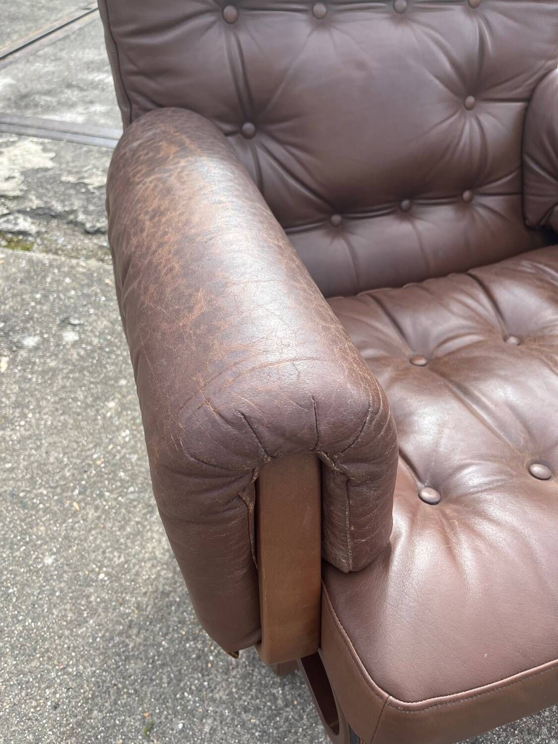 Zwevende Bank En Fauteuils Van Eric Sigfrid Persson photo for sale