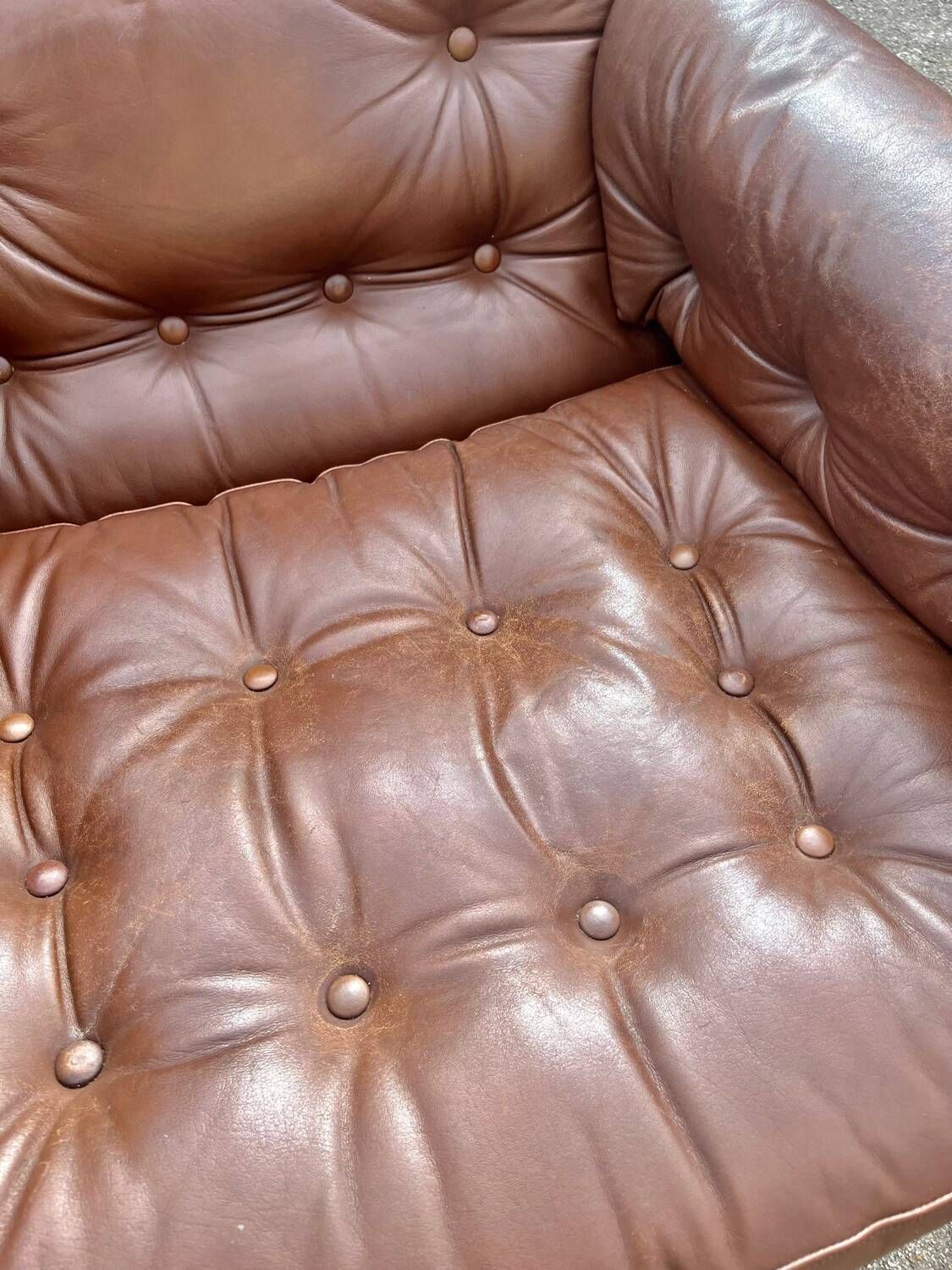 Zwevende Bank En Fauteuils Van Eric Sigfrid Persson photo Meubels