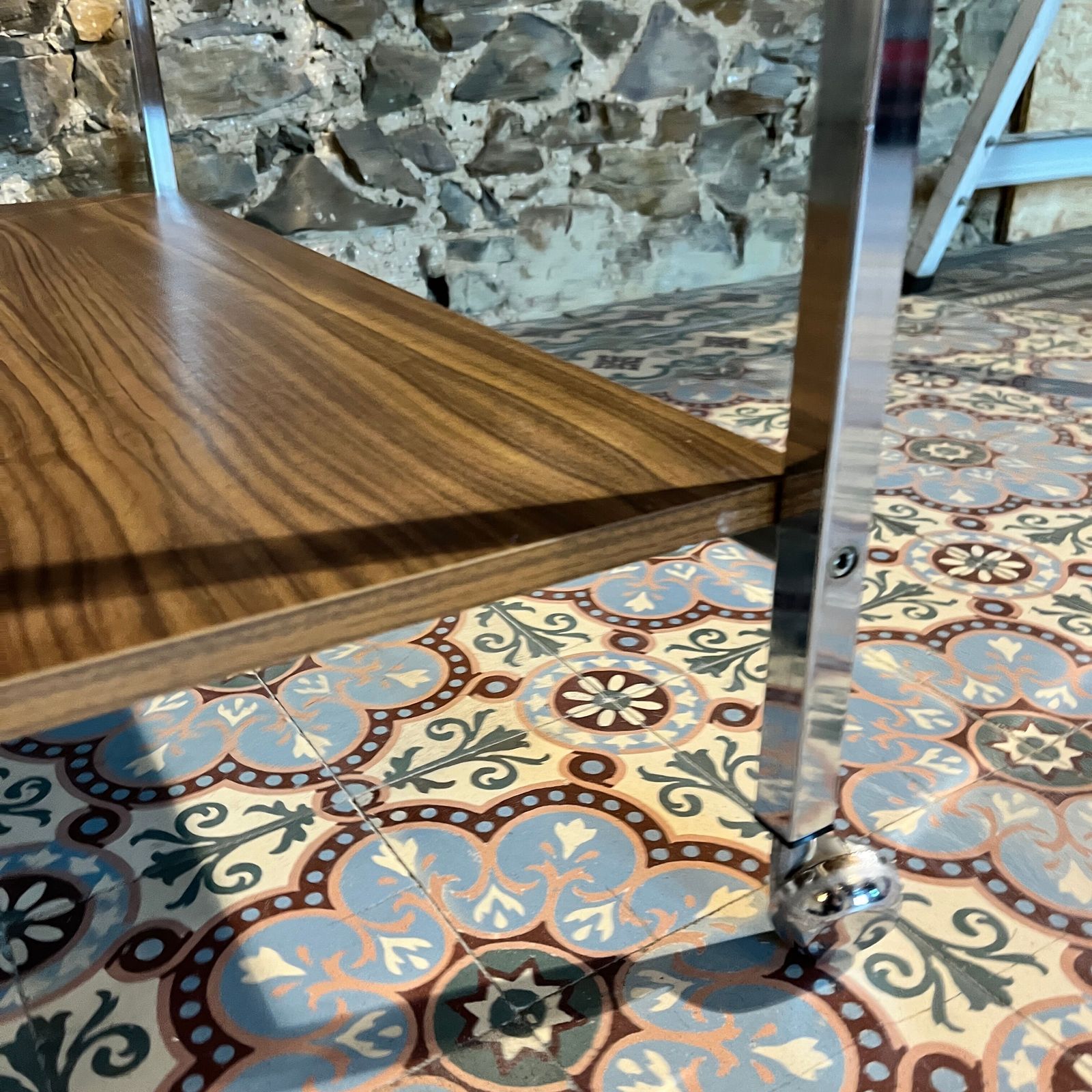 photo for sale Page 1 Of 15 Coffee Table On Wheels Meurop Service