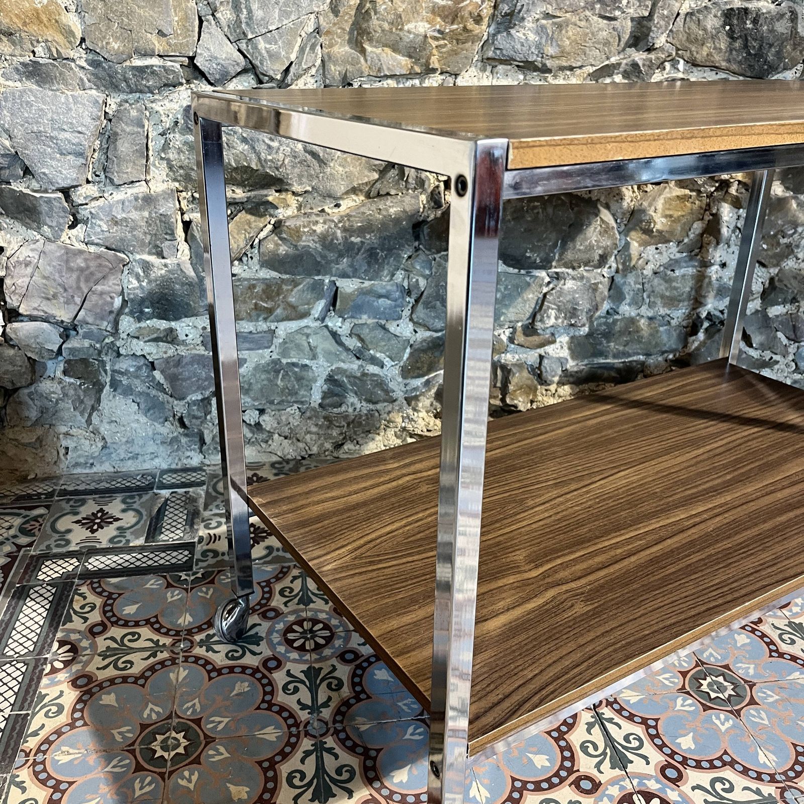 250.0 Page 1 Of 15 Coffee Table On Wheels Meurop Service photo