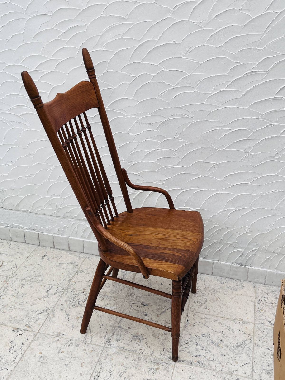 Vintage Houten Stoel Met Hoge Rug Uit De Jaren 1960, Country Chic Stijl photo buy