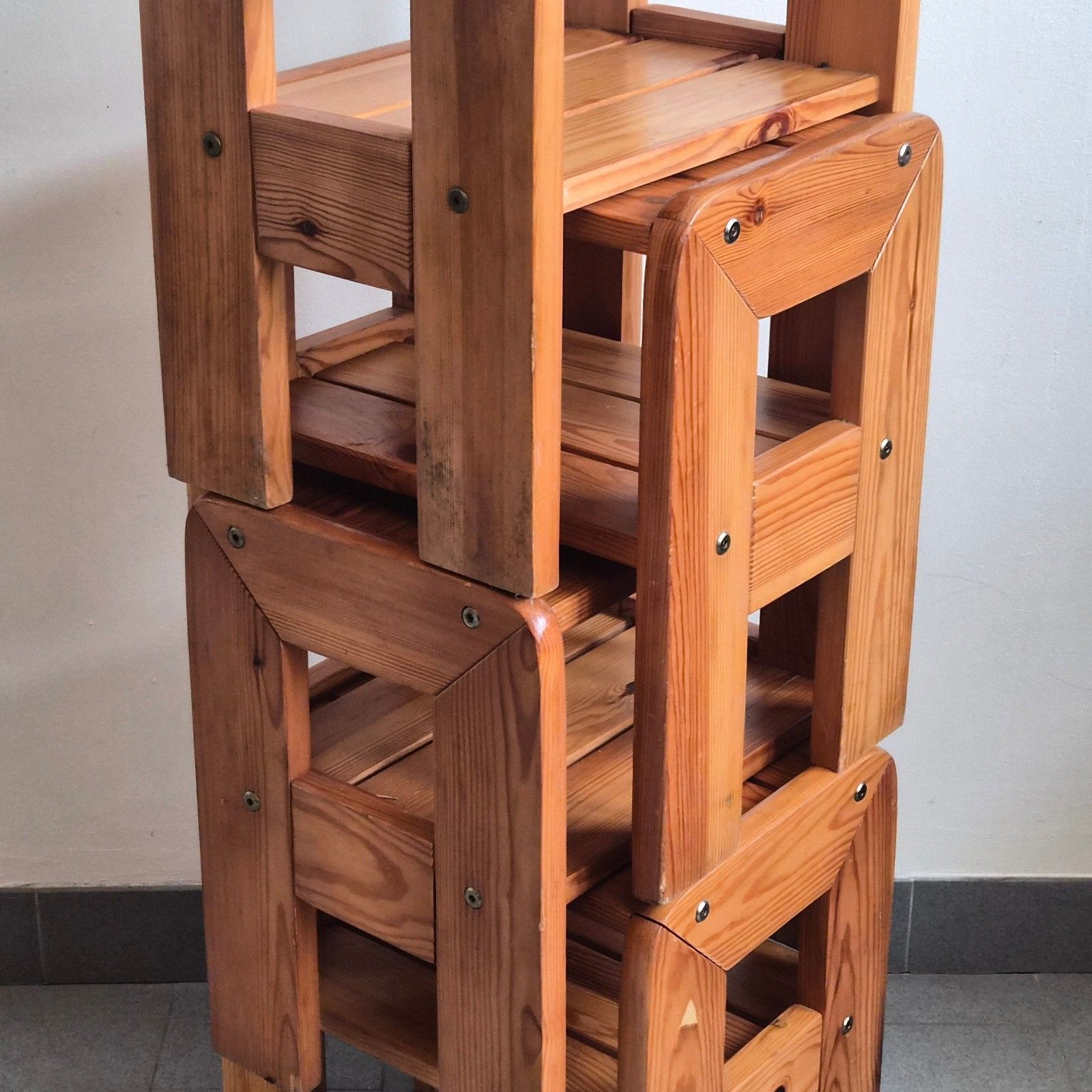 photo vinterior Suite Of 4 Side Tables Bedside Tables Luggage Rack Stools Vintage 1970 Pine