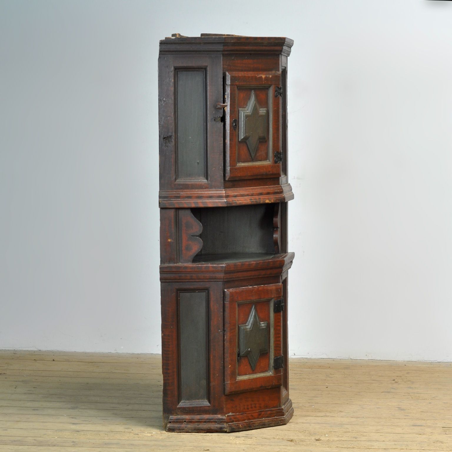 Swedish Farmhouse Corner Cabinet, 1817 photo furniture