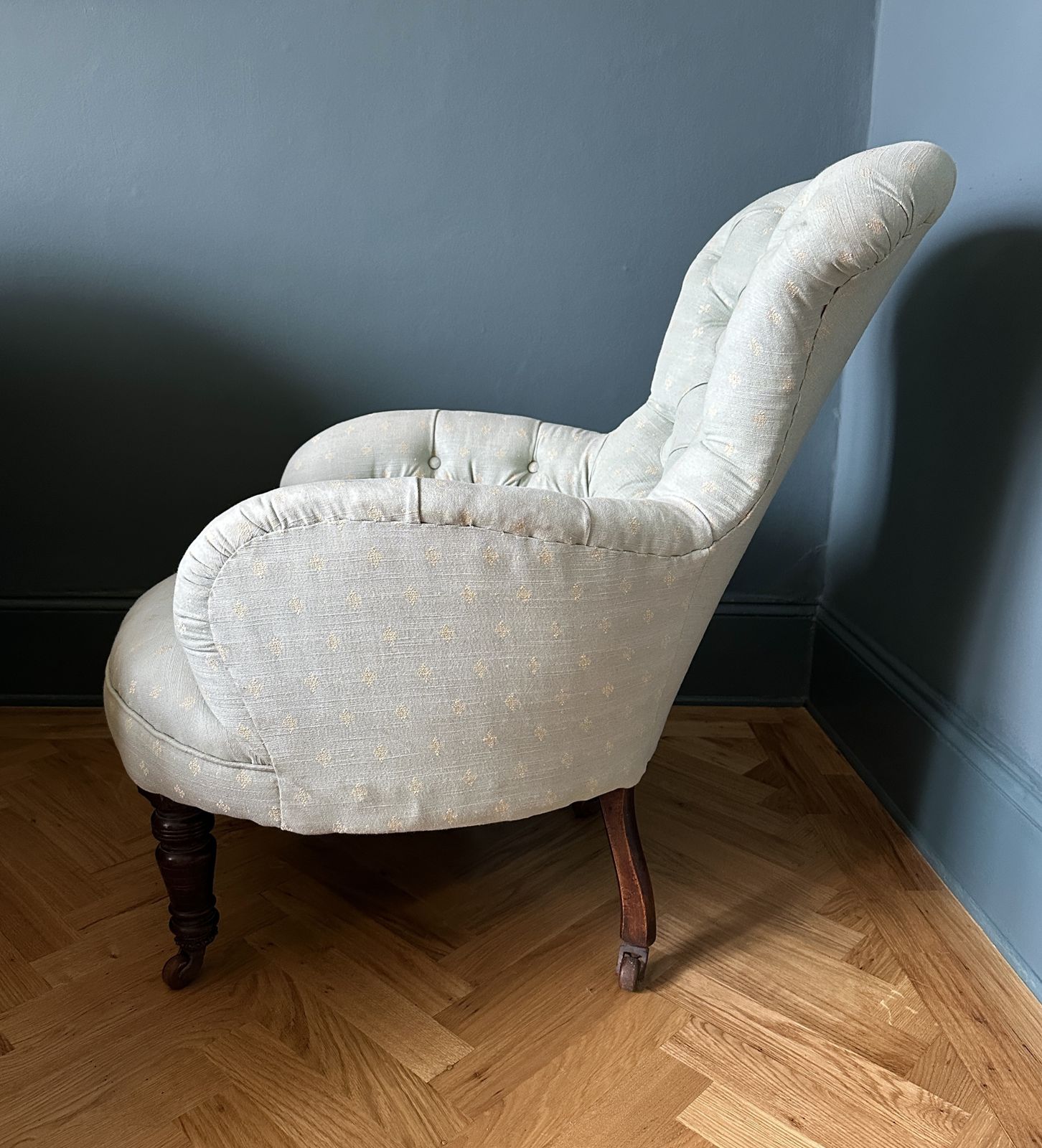 Small Iron Back Buttoned Armchair – Country House Chair C.1880 photo vintage