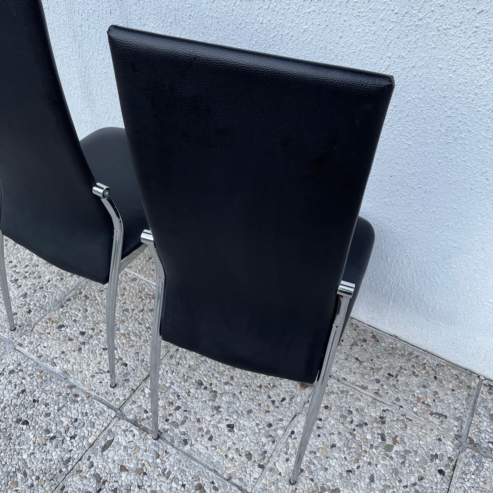 photo for sale Design Stoel In Zwart Skai
