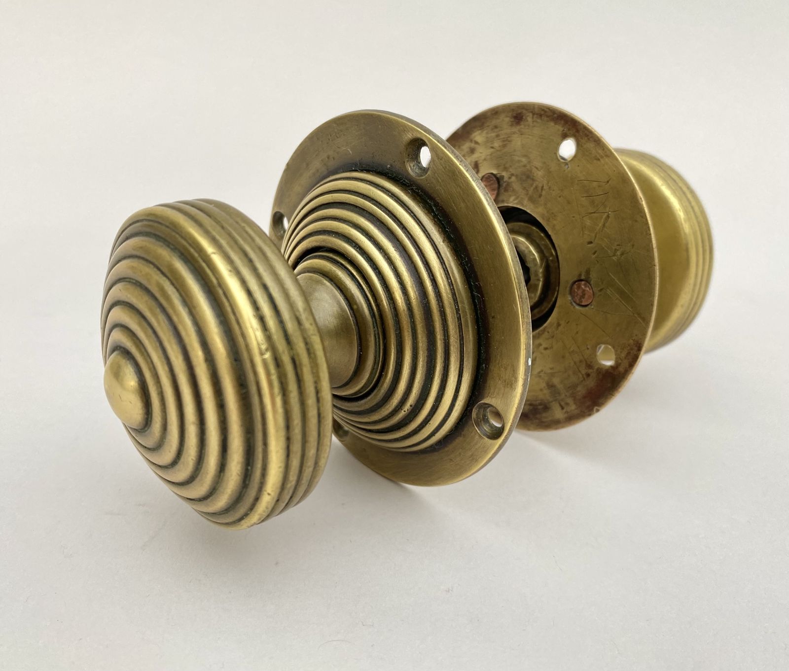 A Pair Of Mid' 19th Century English Brass Reeded Door Handles photo furniture