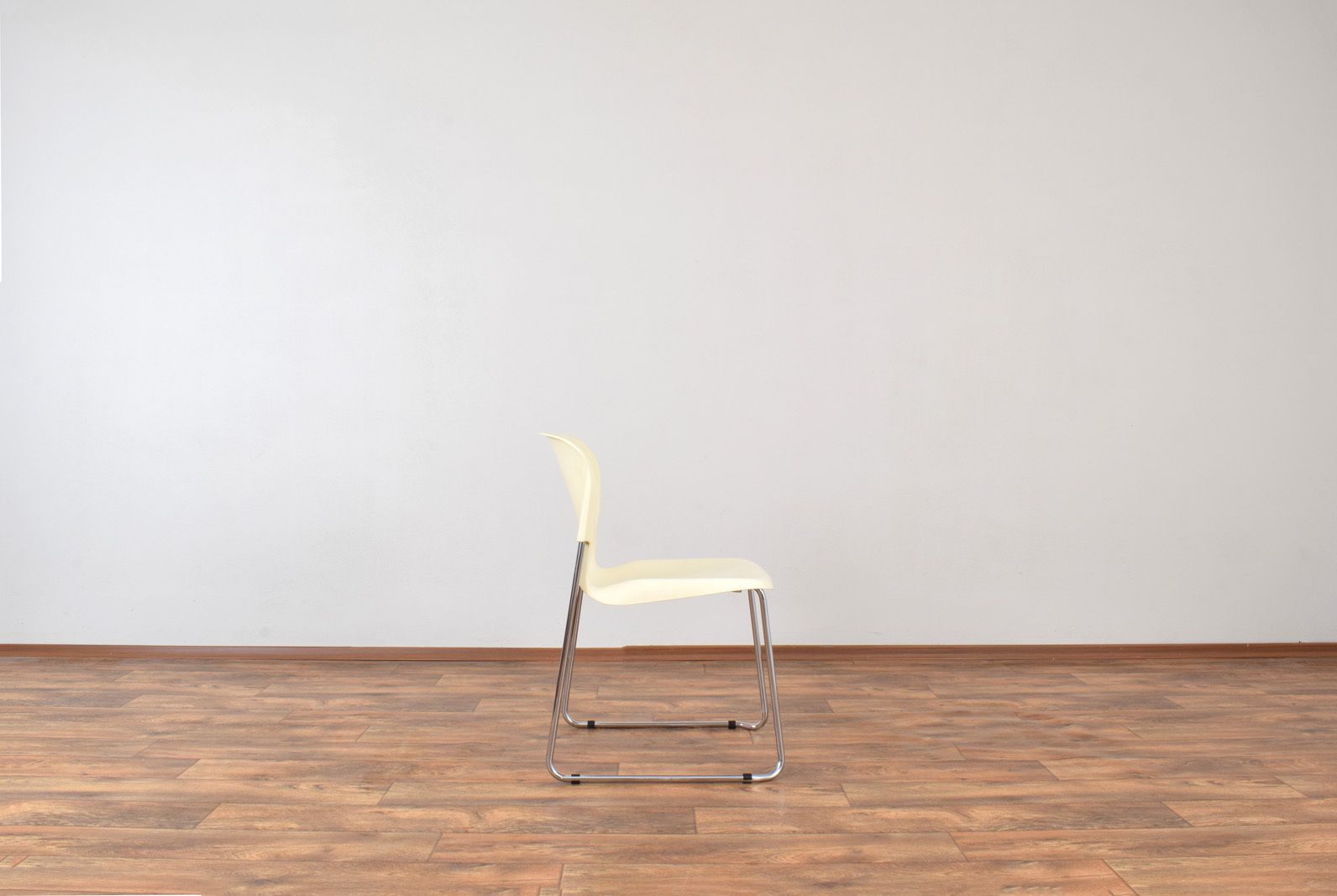 Sm400k White Swing Chair By Gerd Lange For Drabert, Set Of 4, 1980s photo 999.0