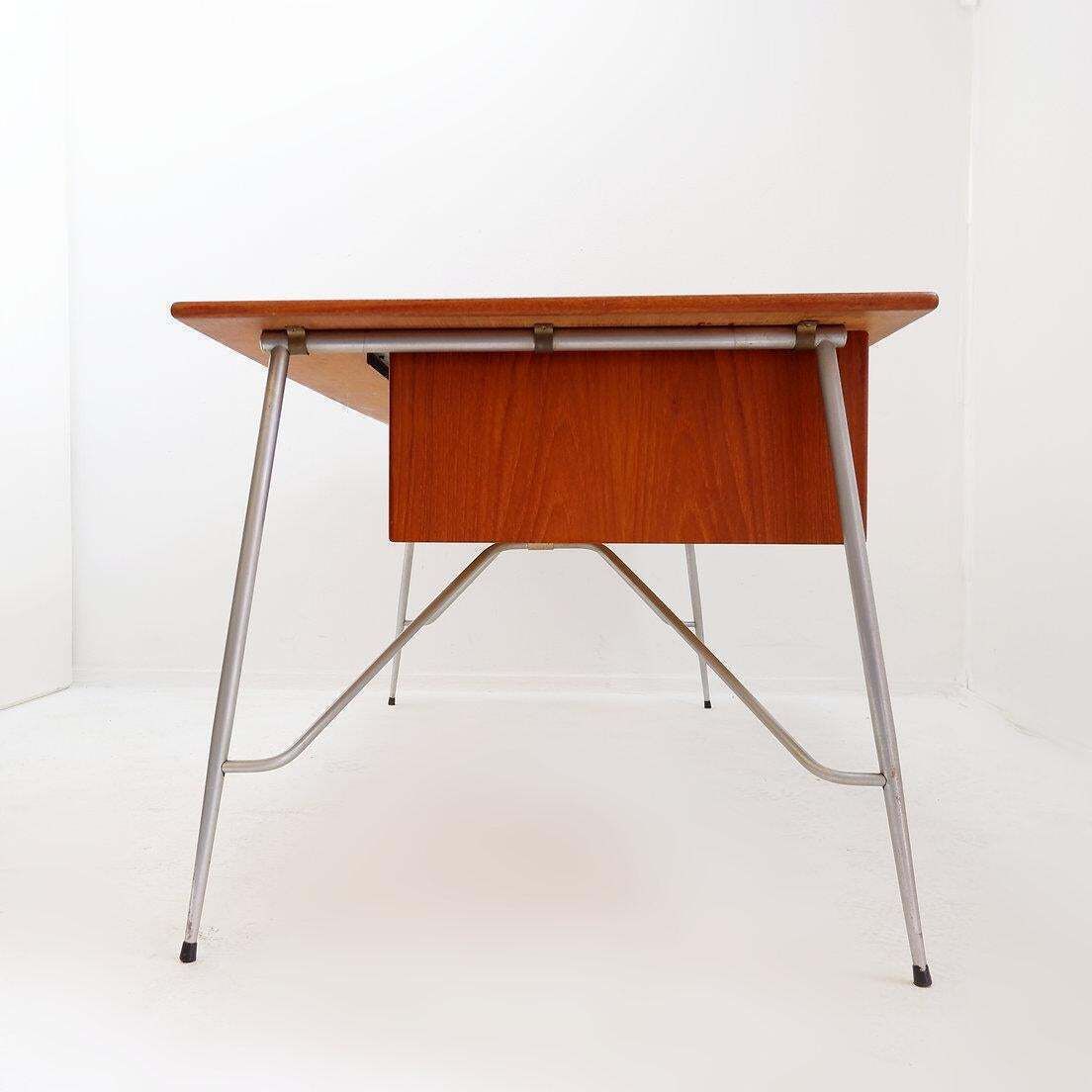 photo vinterior Teak Desk Model 202 By Børge Mogensen, Denmark, 1953