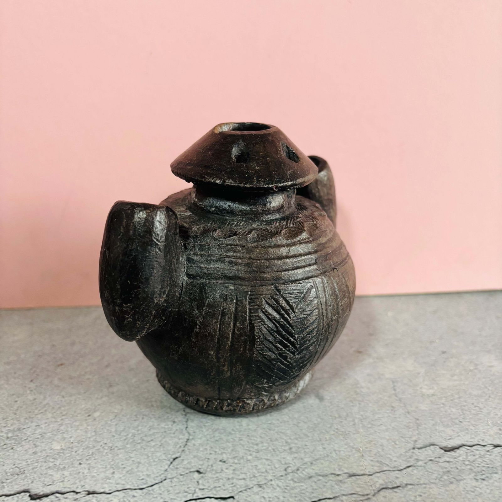 Rare African Carved Clay Inkwell Pot photo vinterior