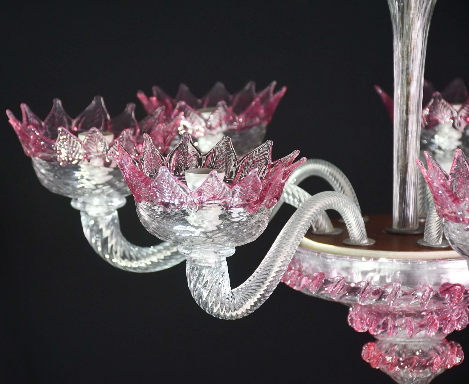 Wonderful Vintage Pink Venetian Chandelier Murano Glass 7 Arms photo vintage