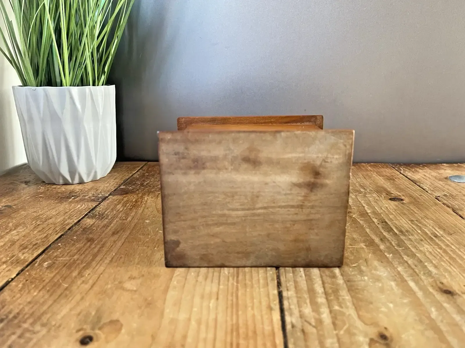 photo vinterior Antique Art Deco Wooden Painted Swallow Cigarette Holder Lift Dispenser Desk Box
