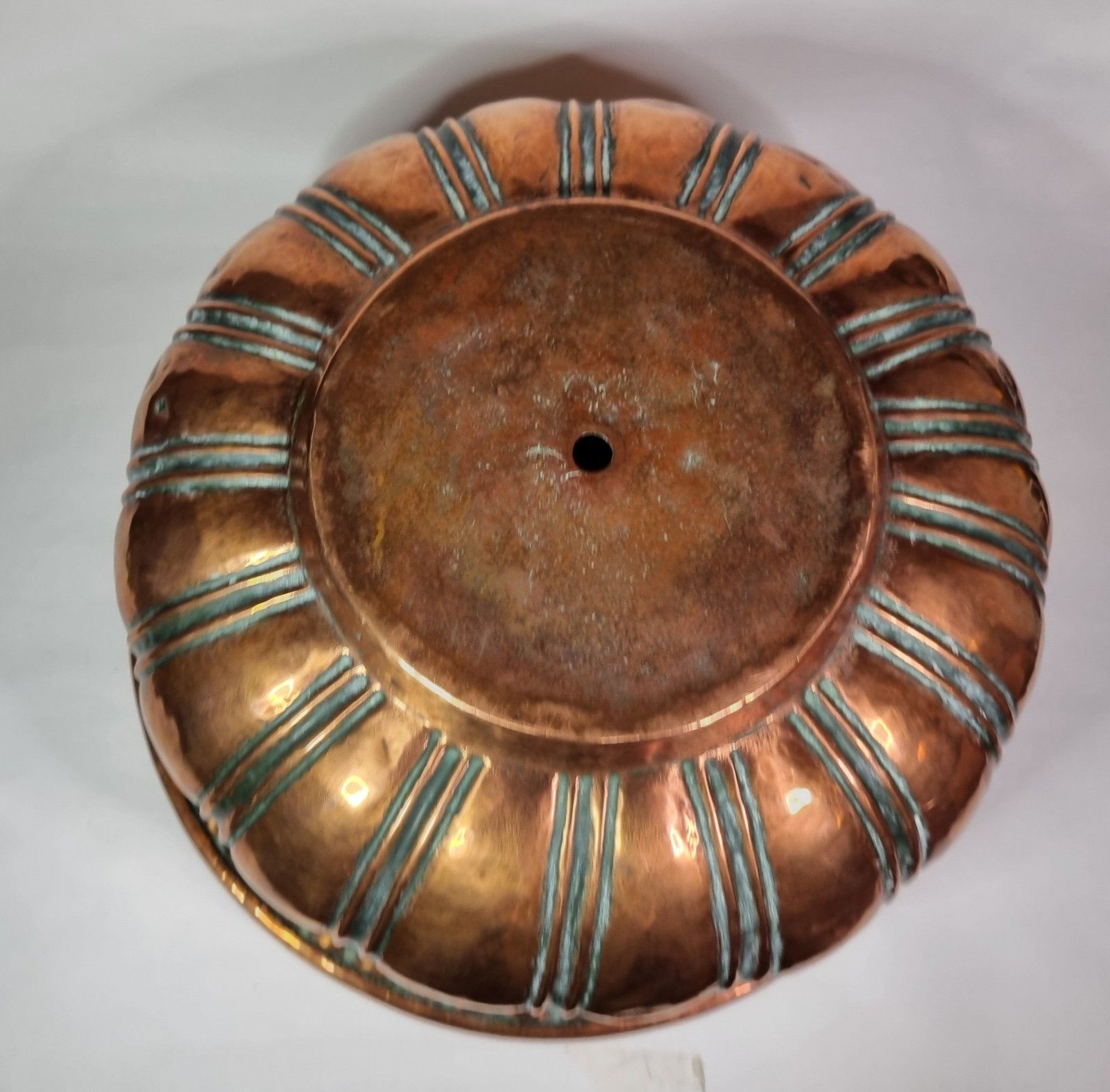 Antique Copper Planter  Jardinière Bowl Ornate Reppouse Gadrooned  Drainage Hole photo vintage
