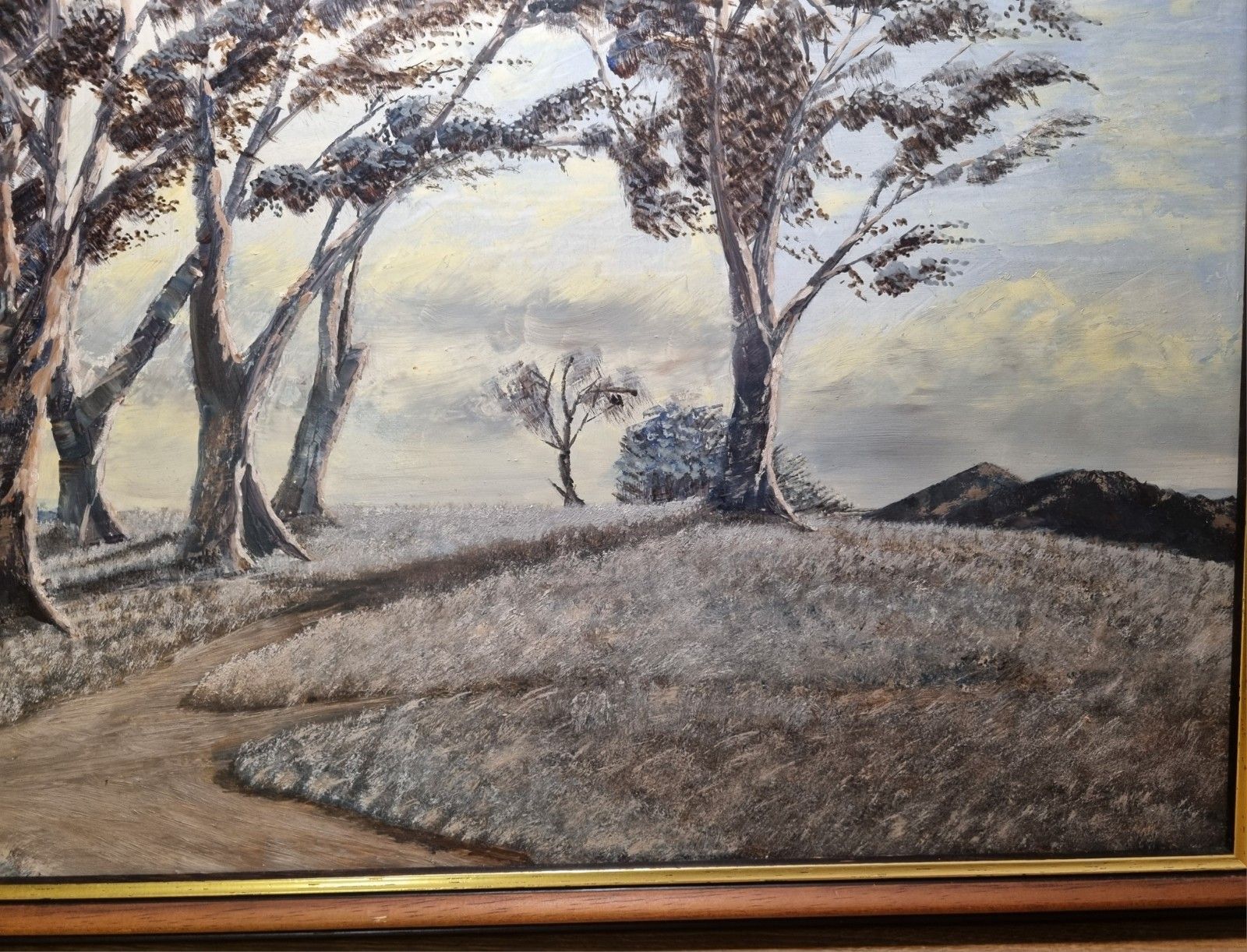 Framed Painting Oil On Board Landscape Trees On Hilltop Unsigned 41 X 54 Cm photo vinterior