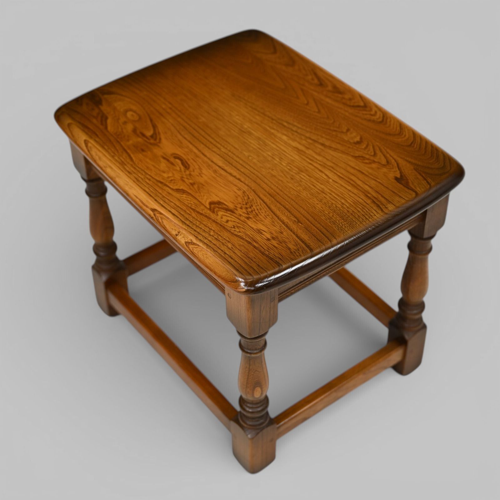 Ercol Trinity Lamp Table Model 733 Golden Dawn Elm Free Nationwide Delivery*