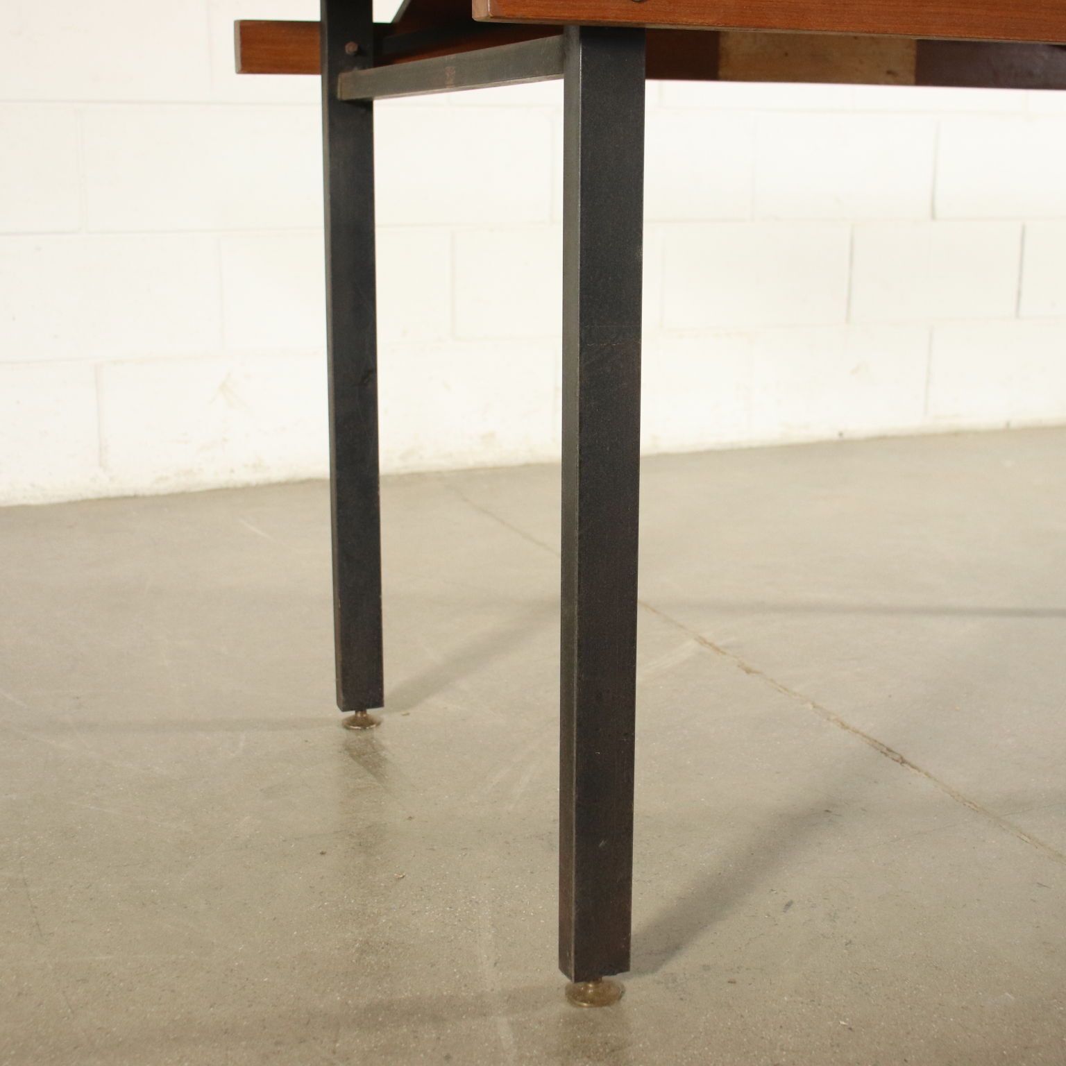 Table Mahogany Formica Metallic Enamelled Italy 1960s photo vintage