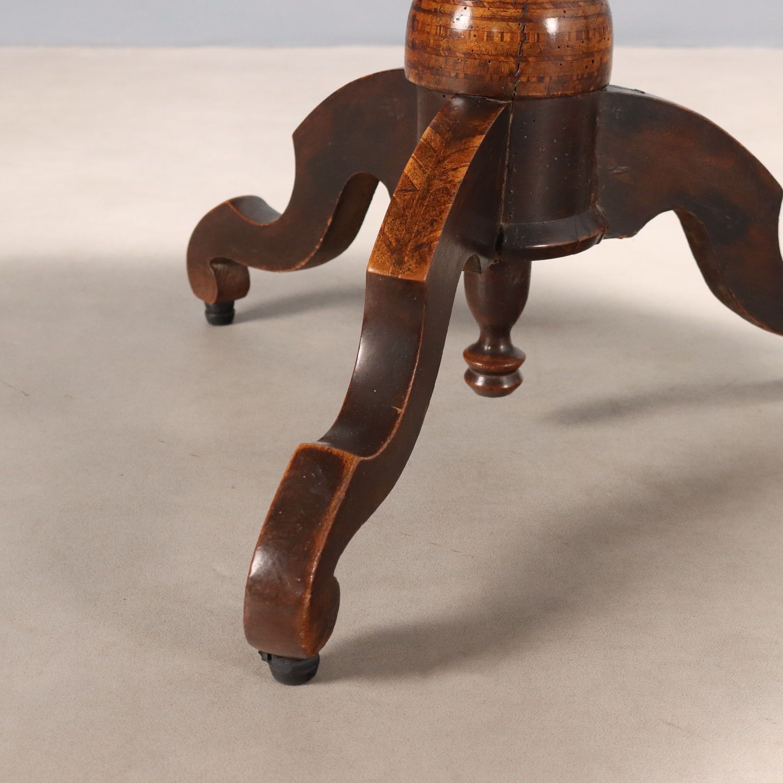 photo furniture Antique Small Table Rolo Walnut Inlays Italy XIX Century