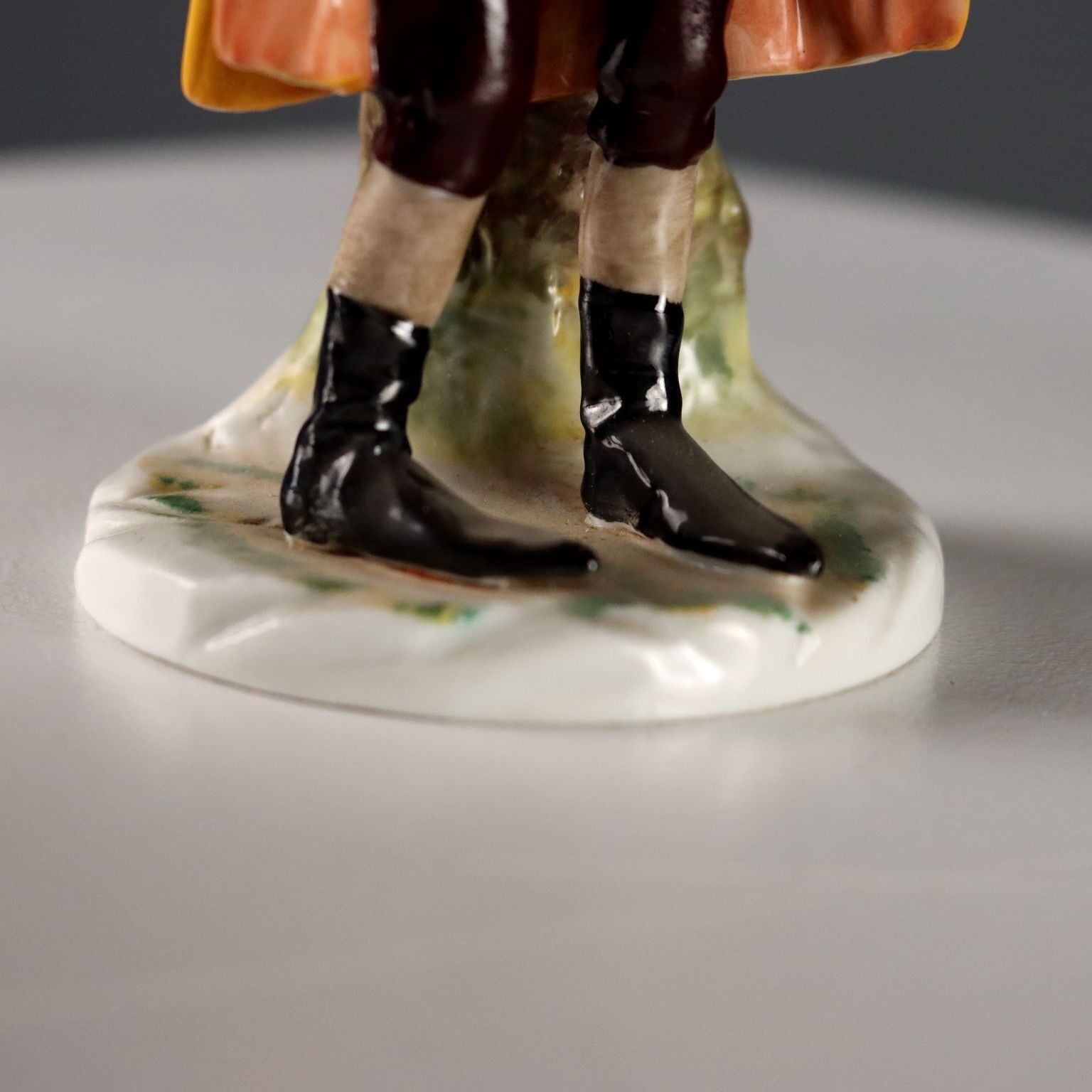 photo vintage Antique Rudolstadt Porcelain Figurines Germany XIX Century