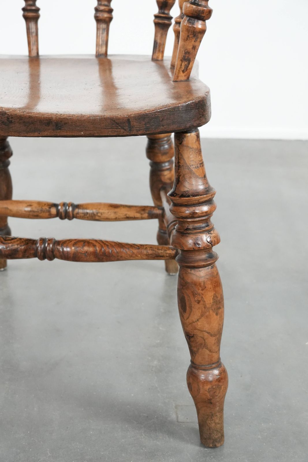 photo furniture Antieke Engelse Captain Chair / Bijzetstoel / Bureaustoel Uit Het Begin Van De 19e Eeuw