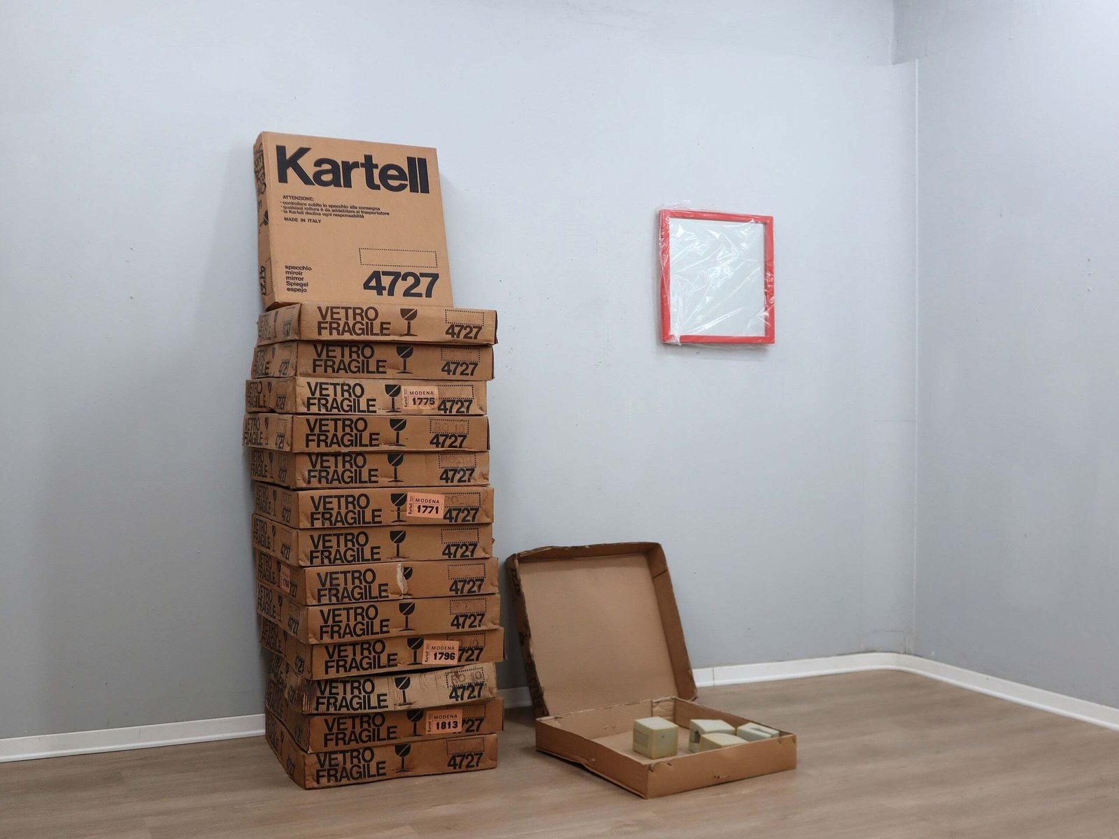 1970s Anna Castelli Ferrieri For Kartell Mod. 4727 Red Mirror photo furniture