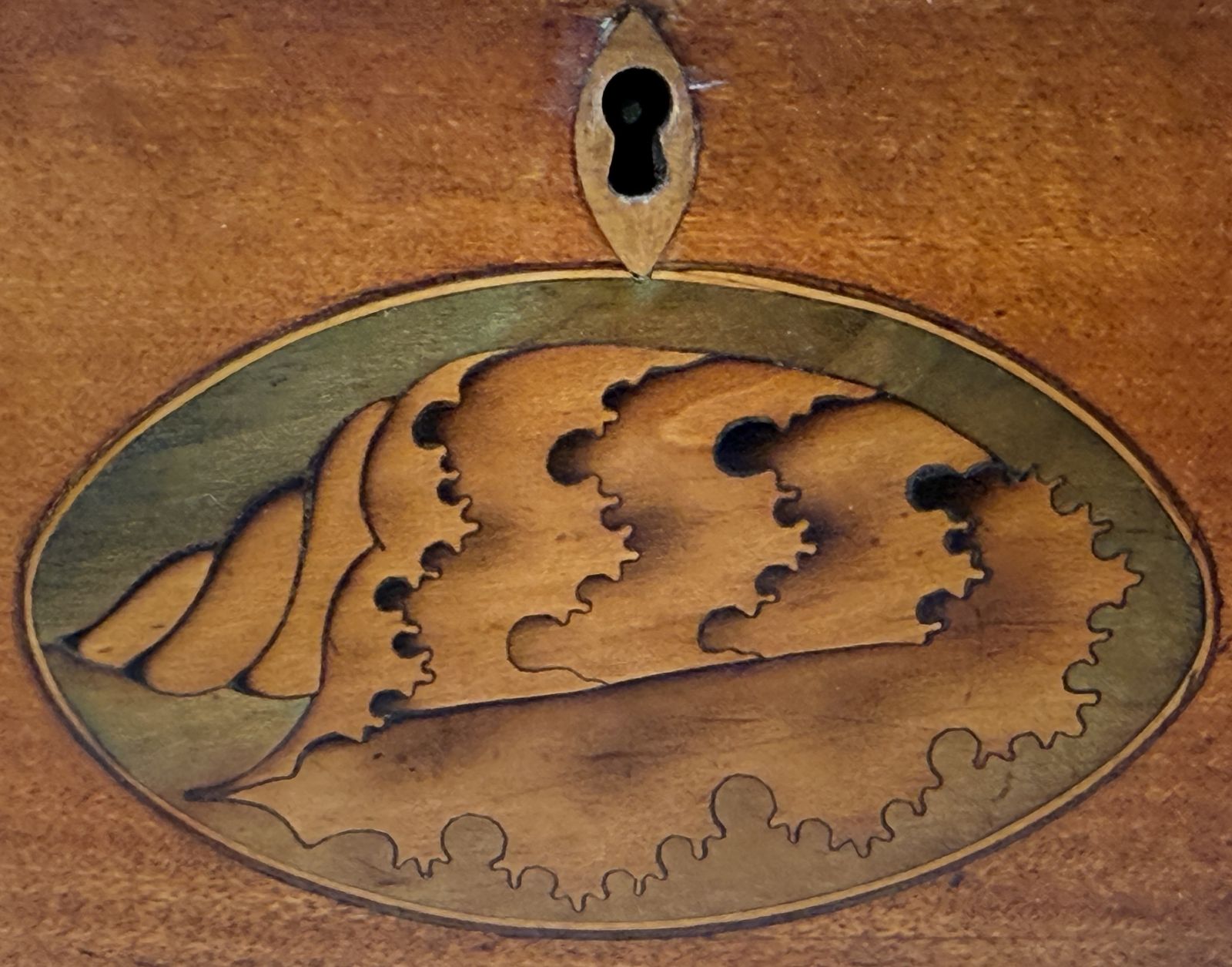Georgian 18th Century Satinwood Tea Caddy Butterfly Inlay (England, Circa 1790) photo Home Decor