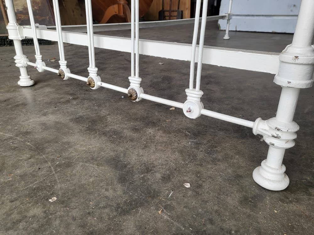 Antique Victorian Single White Cast Iron Bed Frame photo 220.0
