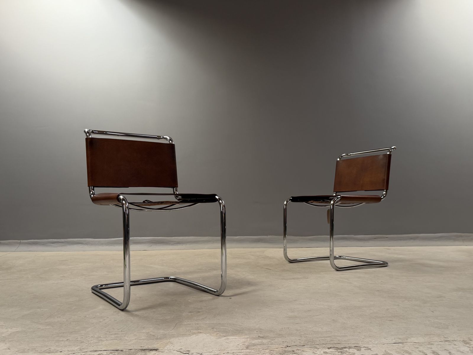 photo furniture Pair Of Dining Or Side Or Hall Bauhaus Cantilever Chairs  Mart Stam S33 Style  Chrome & Saddle Leather
