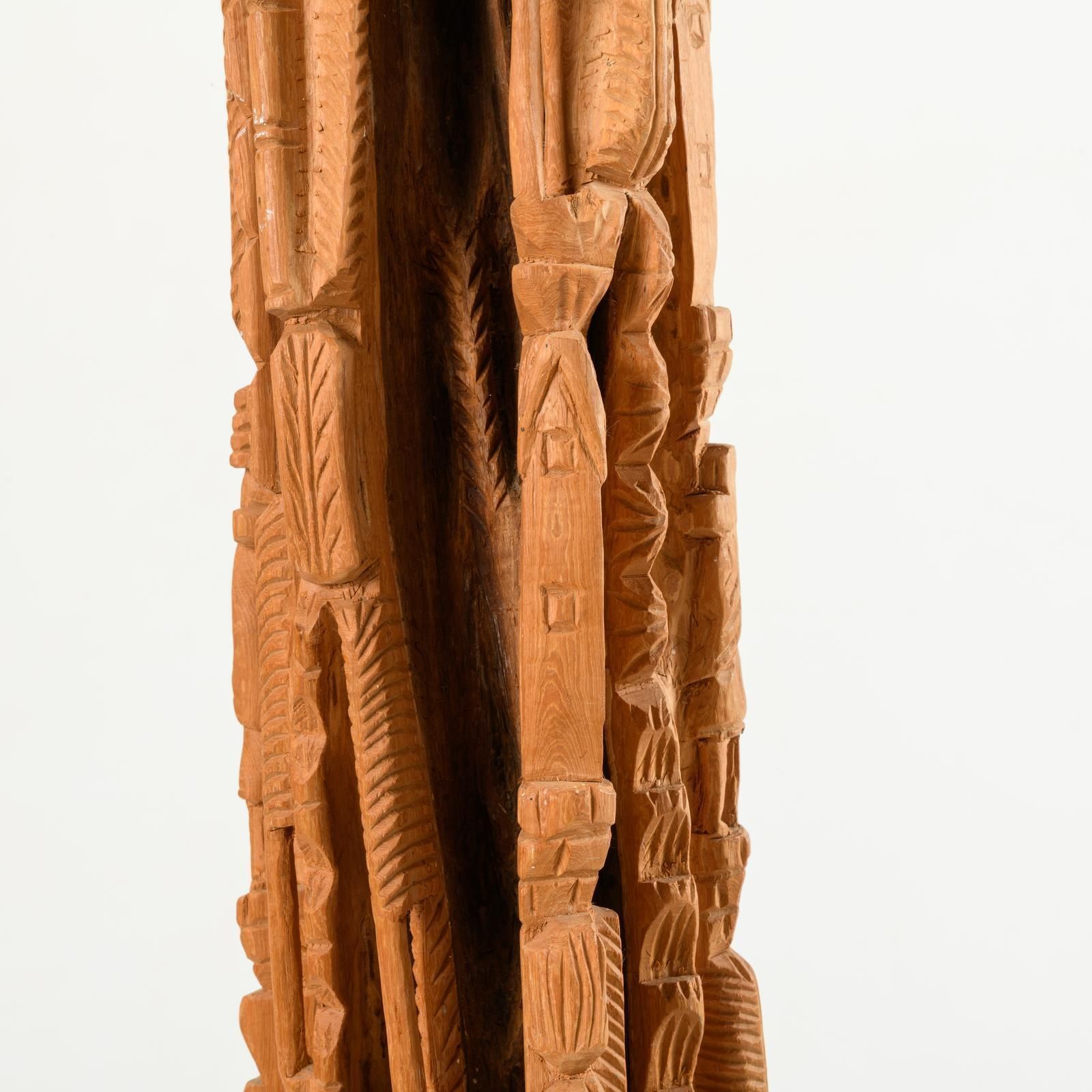 photo for sale Zande Or Mangbetu Workshop Attribution, Northern Democratic Republic Of Congo Carved Limba Column