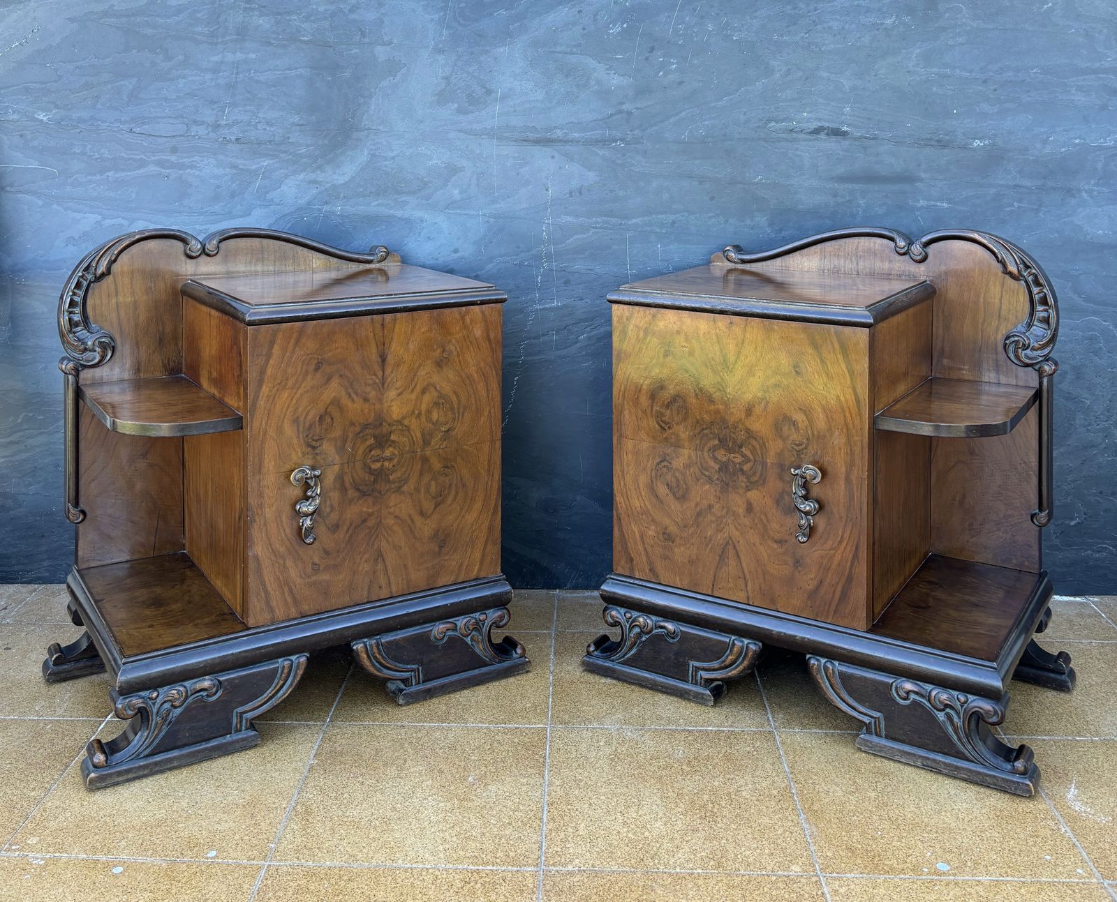 Pair Of Art Deco Walnut Bedside Nightstands, 1930s photo vinterior