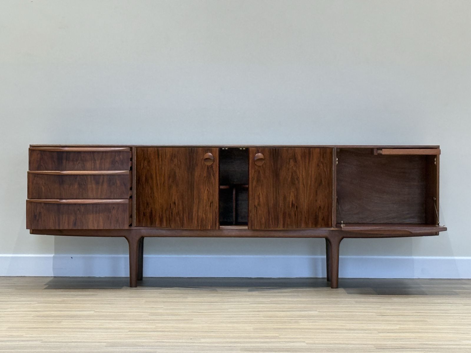 McIntosh Long Sideboard In Rosewood photo Furniture