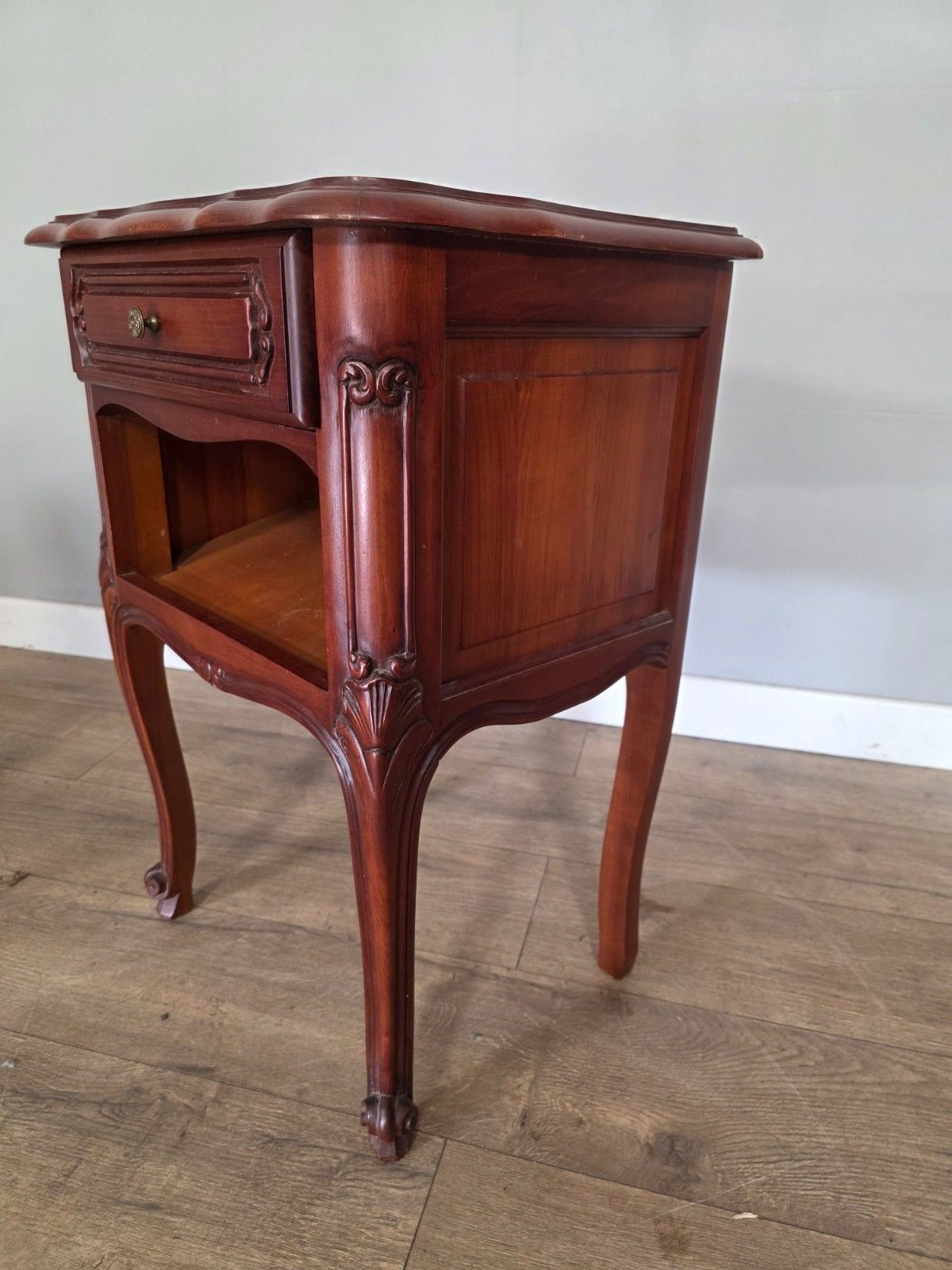 photo furniture Pair Of Antique French Louis XV Style Bedside Cabinets 1960s