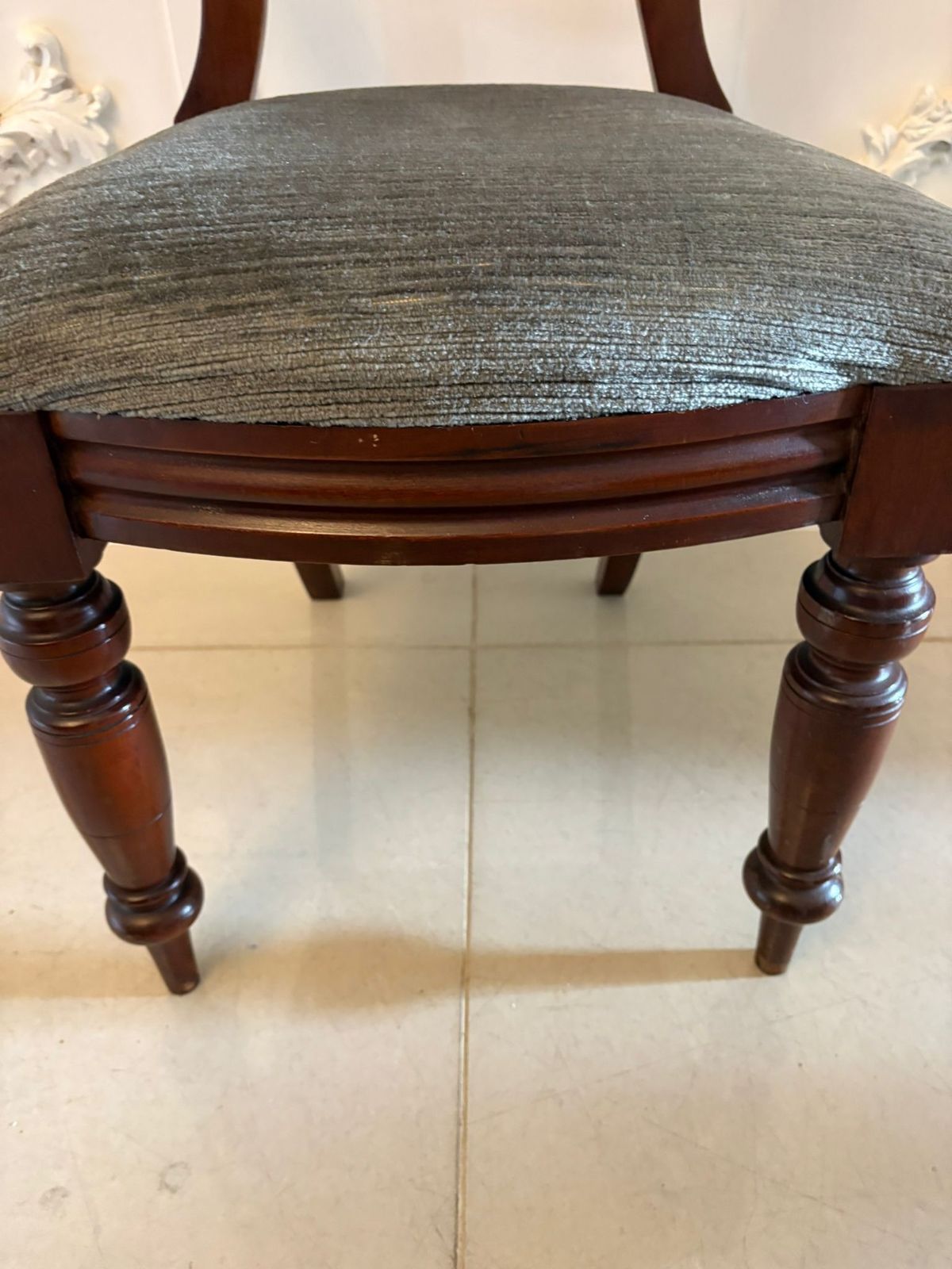 Antique Mahogany Balloon Back Dining Chairs – Set Of Four photo for sale