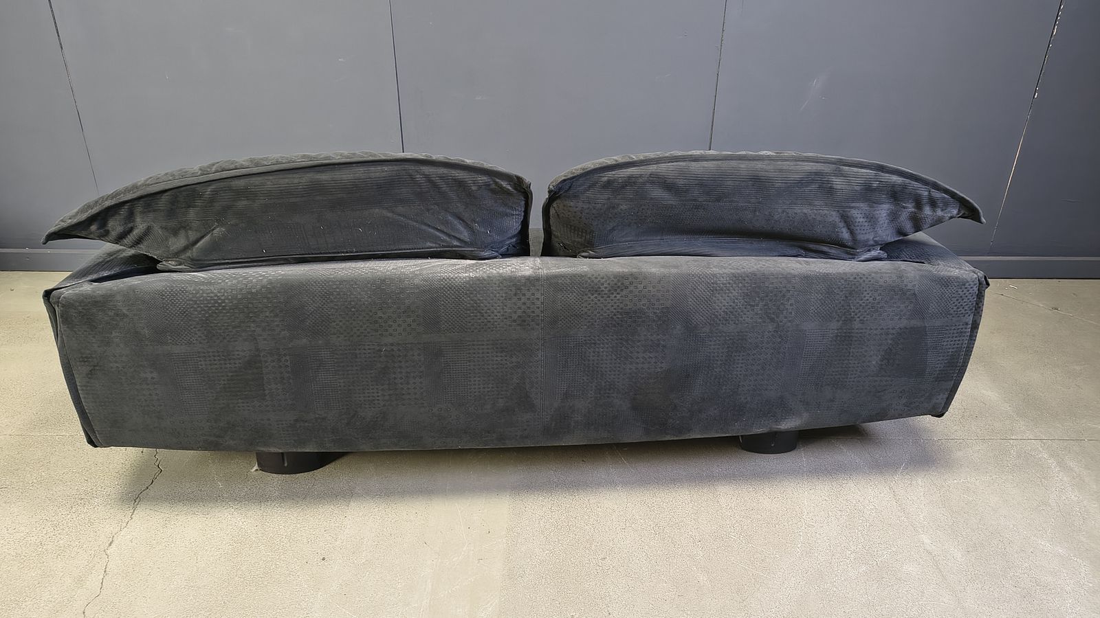Velvet Sofa By Saporiti Italia, 1980s photo Furniture