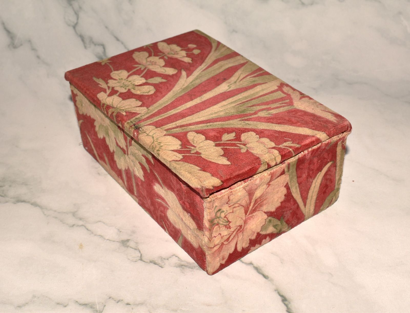 Art Nouveau Fabric Chocolate Box   French Original Floral Design photo 99.0