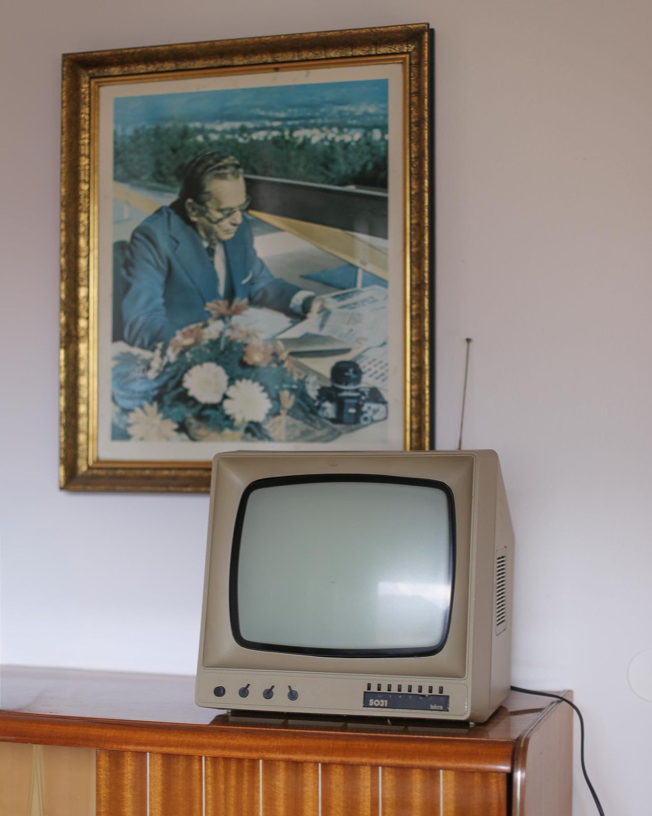 Vintage Iskra Tv 131: 1970s Space Age B&W Television Prop Yugoslavia, Iskra Minirama photo buy