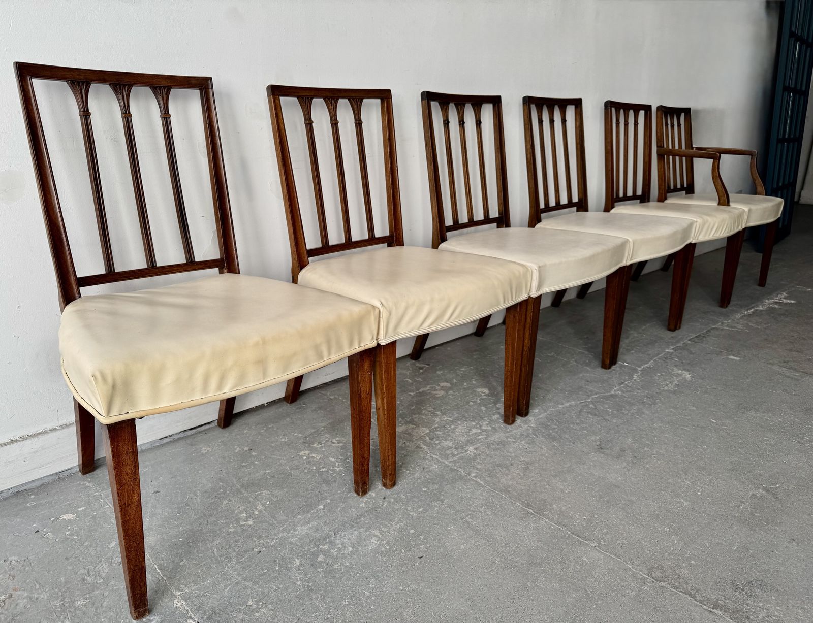 Set Of 6 Georgian Mahogany Dining Chairs photo 525.0