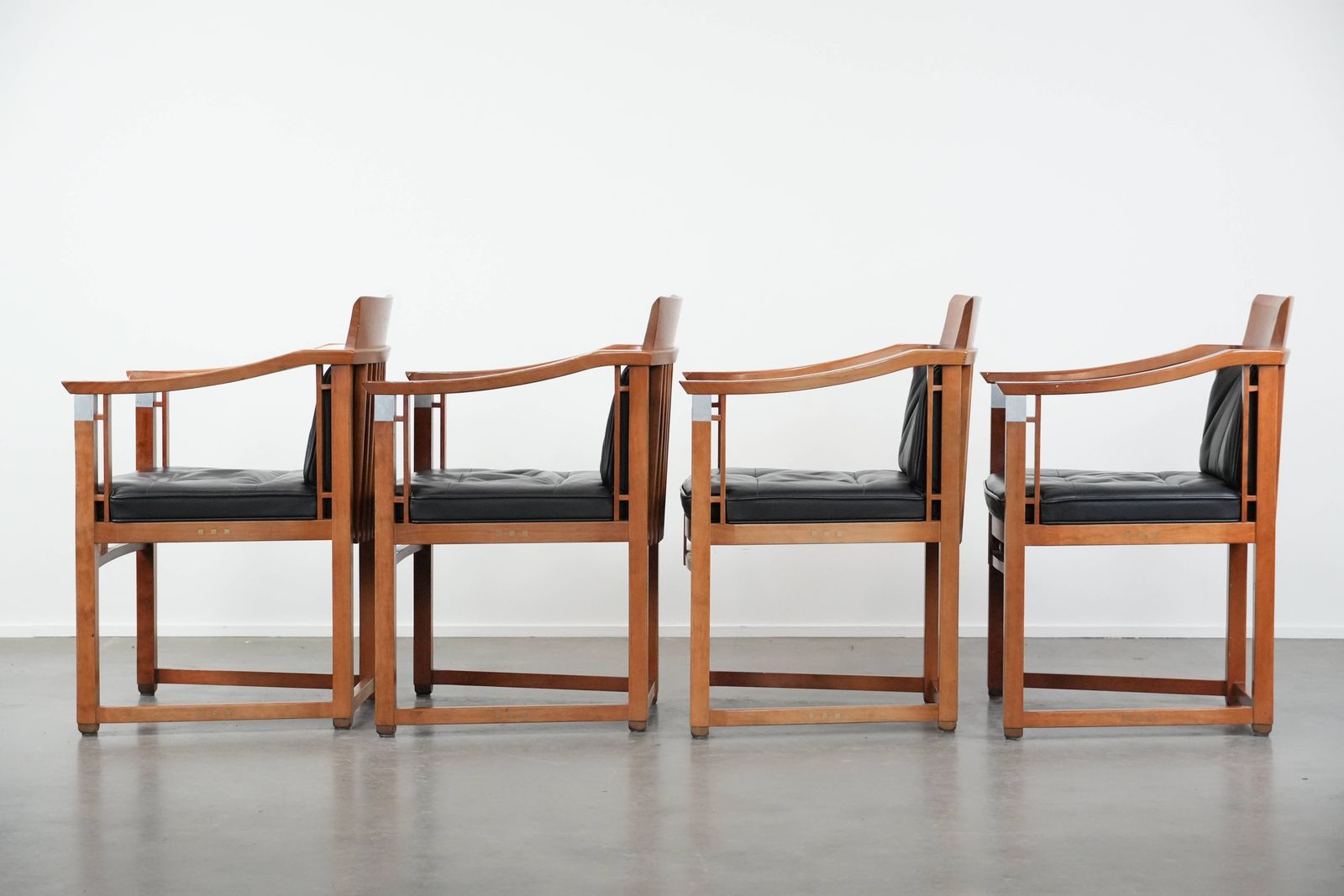 Set Of 4 Luxury Black Leather Schuitema Art Deco Dining Chairs With Armrests From The Decoform Series photo 2467.0