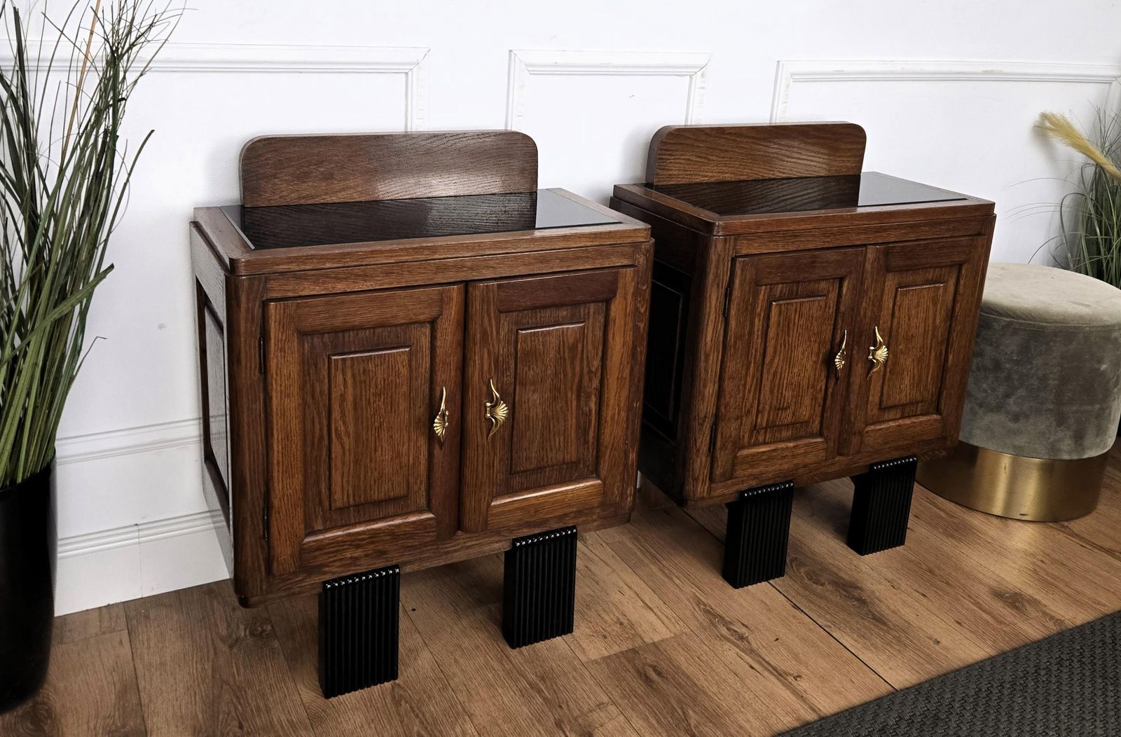 Pair Of Italian Art Deco Night Stands Bed Side Tables In Burl Walnut photo 1758.0