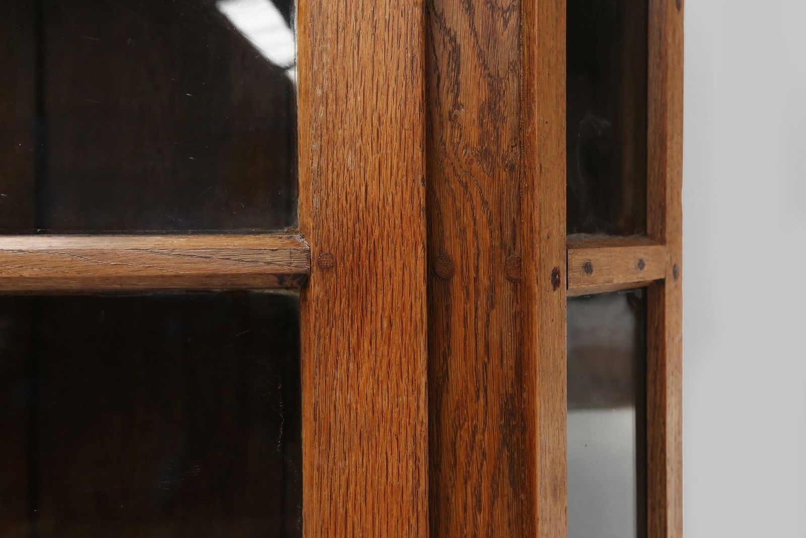 photo furniture Vitrine Cabinet In Oak With Glass Windows, Germany, Early 18th Century