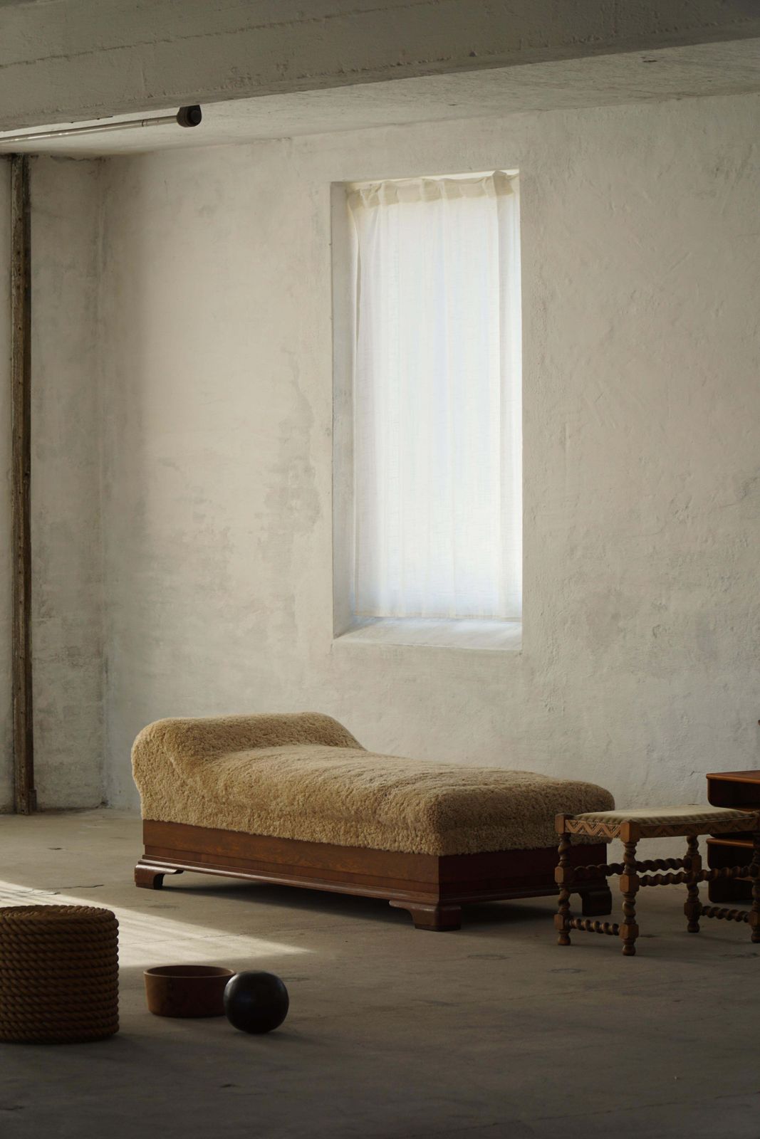 Art Deco, Daybed Reupholstered In Lambswool, Danish Cabinetmaker, 1930s photo 5947.0
