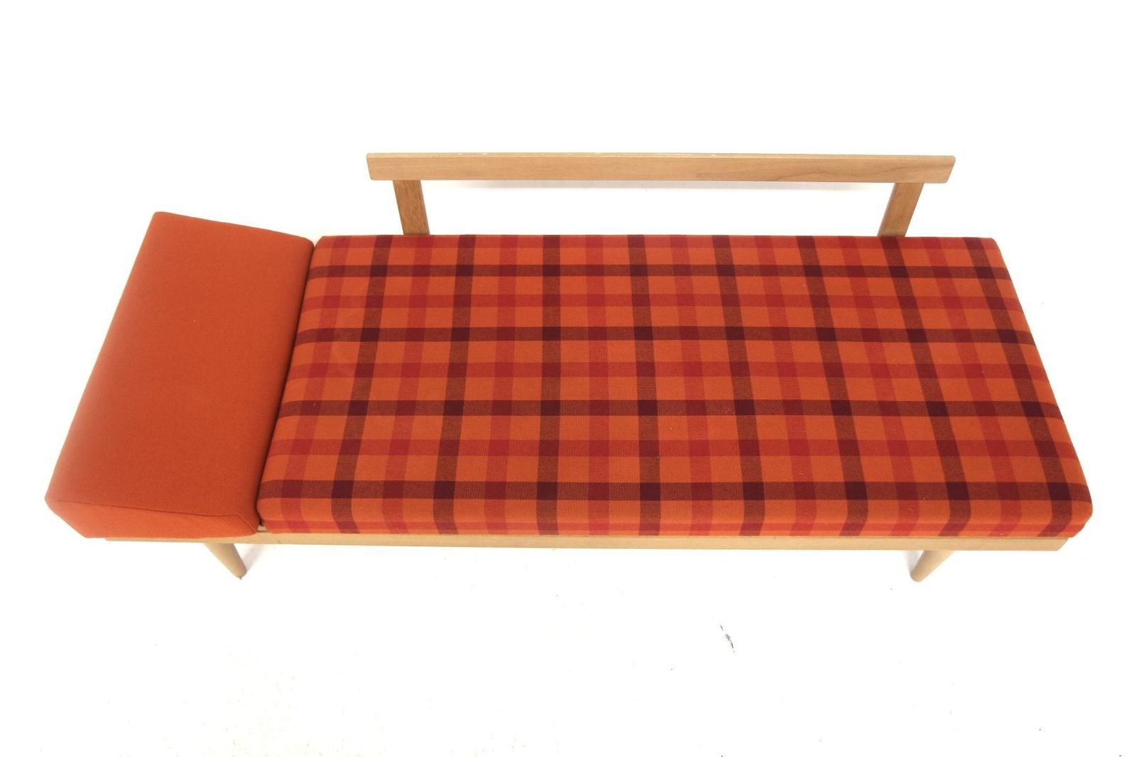 Svane Daybeds And Table By Haldor Vik And Ingmar Relling For Ekornes, Norway, 1960s, Set Of 3 photo 2587.0