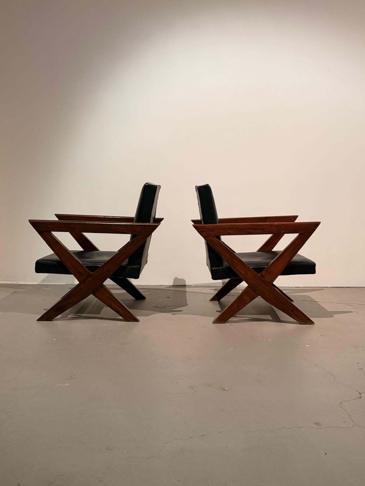 photo furniture Pierre Jeanneret, Original Armchairs Si 49 A, Mid Century Modern